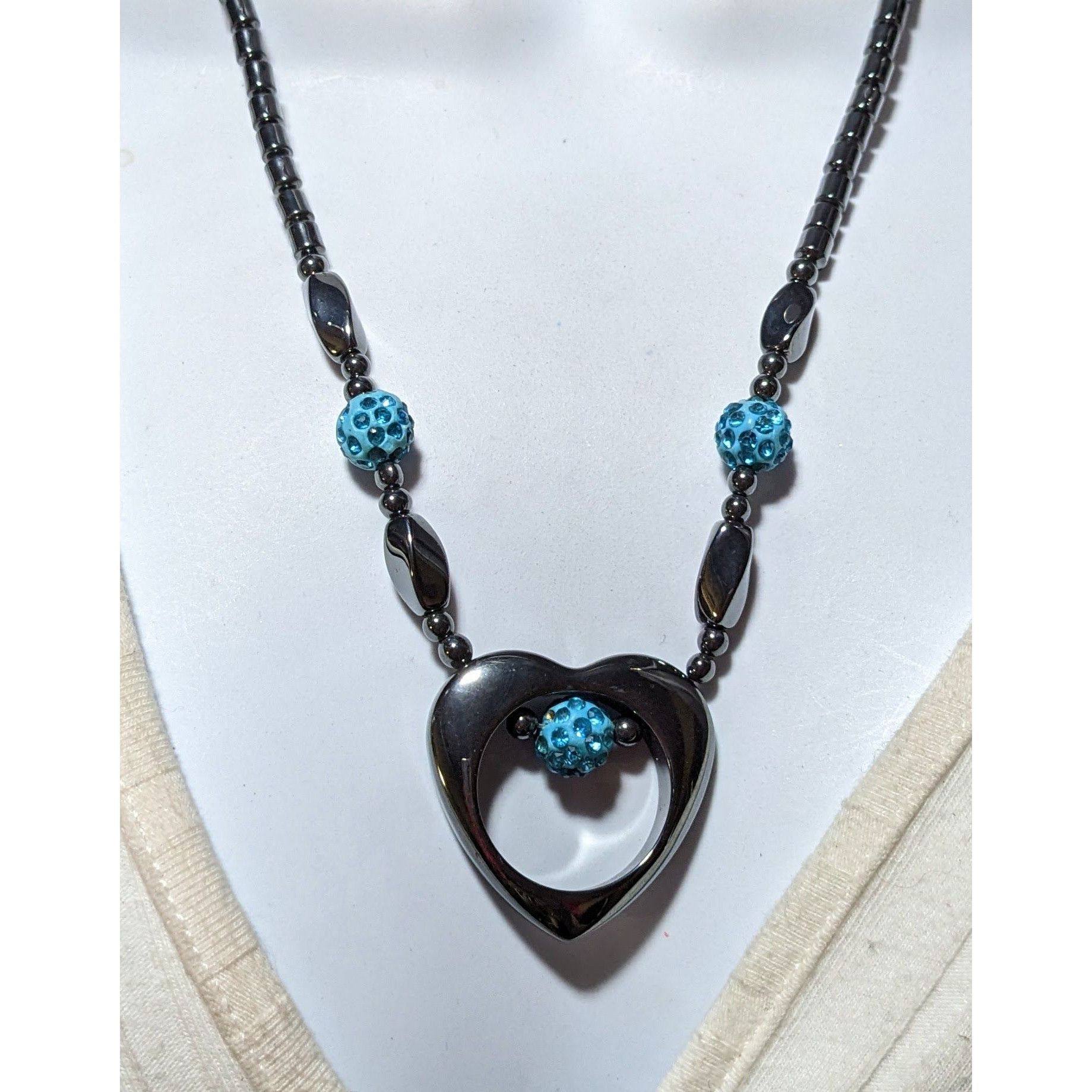 Other Hematite Open Heart Beaded Pendant Necklace Size ONE SIZE - 7 Thumbnail