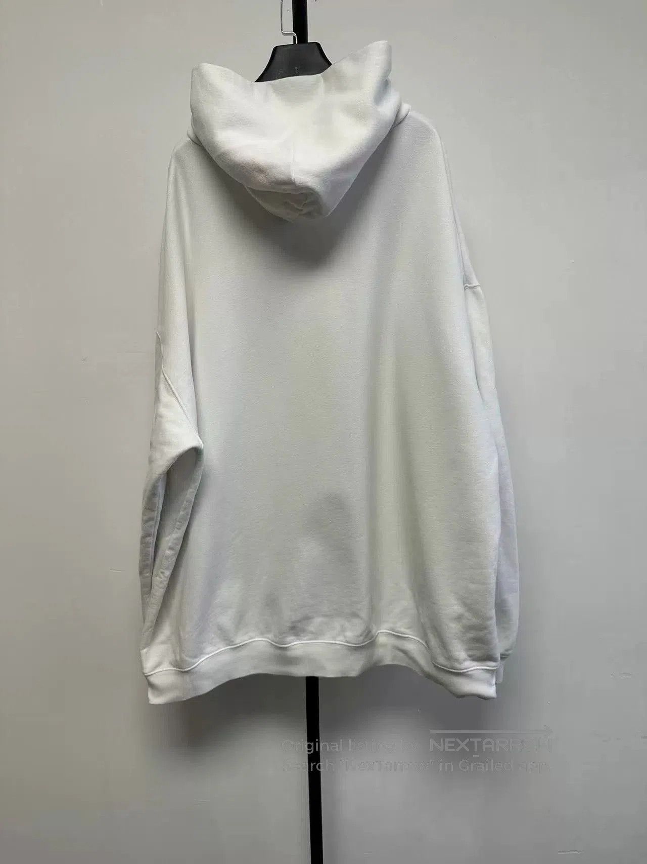 Balenciaga Balenciaga Letter Print Crewneck Sweatshirt. Size XS / US 0-2 / IT 36-38 - 2 Thumbnail