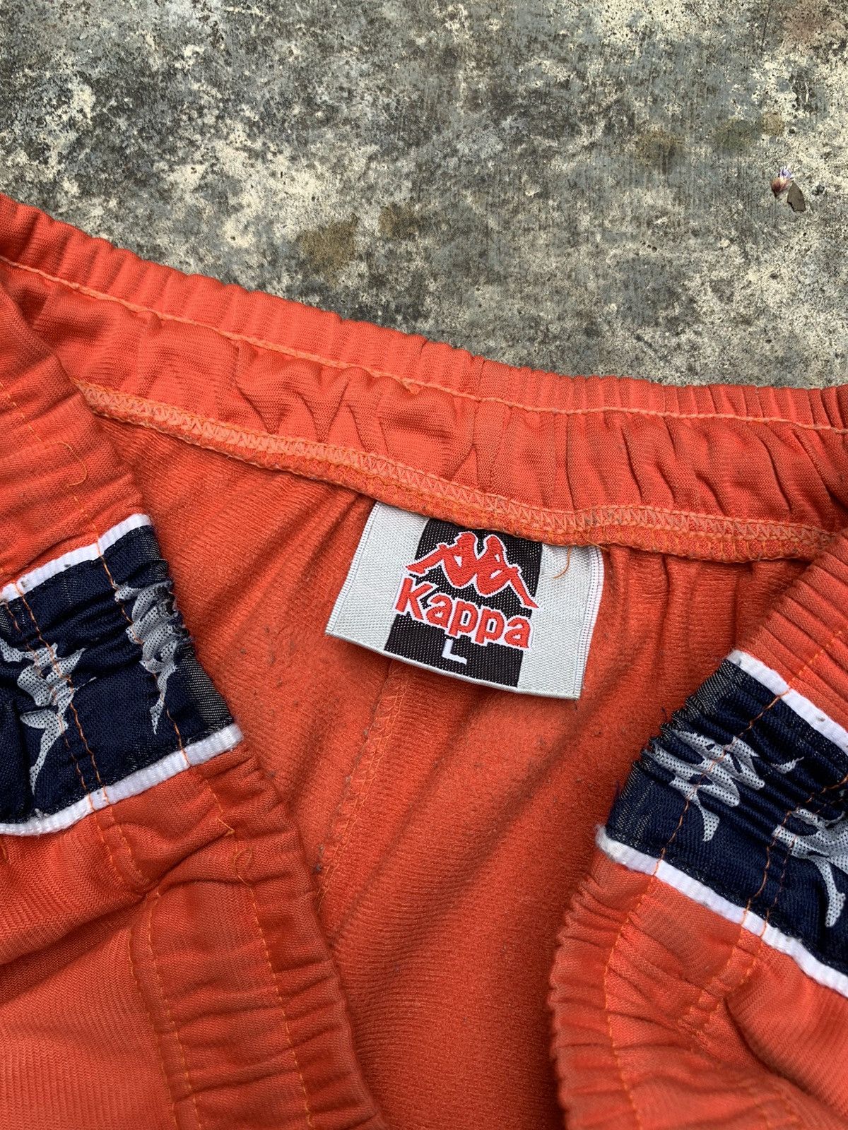 Kappa × Vintage Vintage 90s Kappa Taped Orange Shorts Size US 37 - 4 Thumbnail