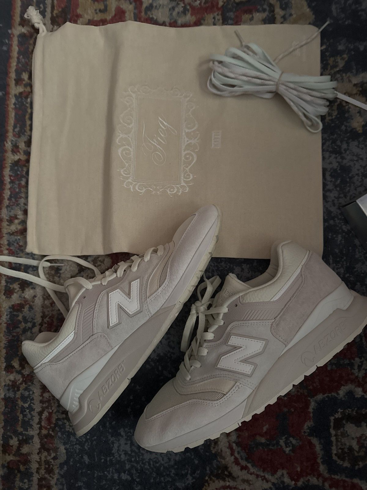 Kith × New Balance Kith x New Balance Easter 997 Size US 11 / EU 44 - 2 Thumbnail