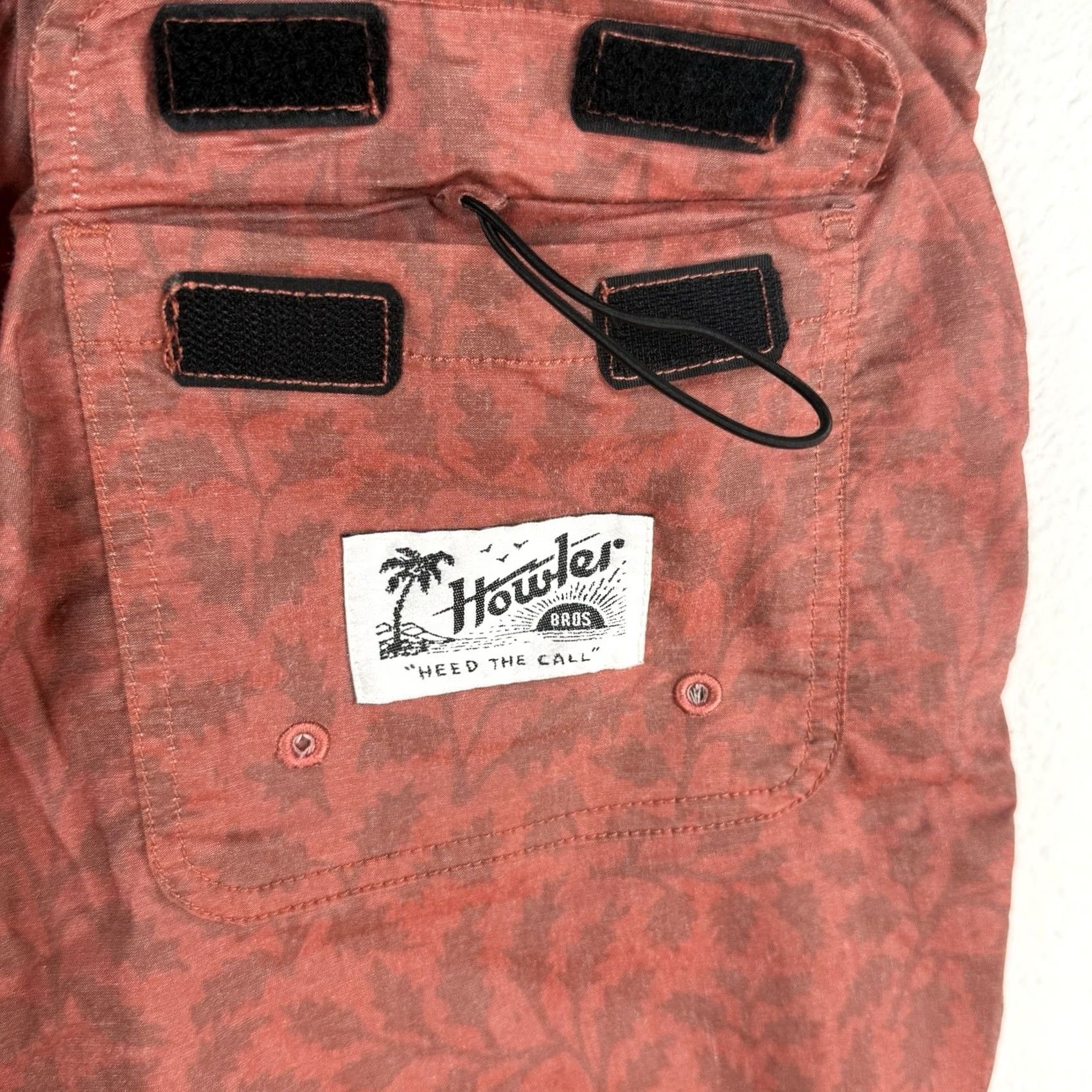 Howler Brothers Howler Brothers Board Shorts Men’s 32 Red Floral 7” Inseam 7” Size US 32 / EU 48 - 7 Thumbnail