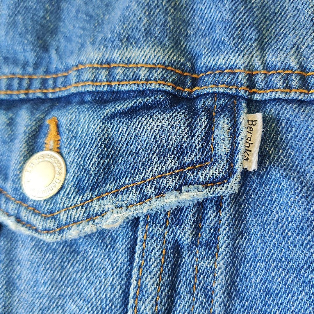 Bershka Bershka oversized lightly distressed denim jacket sz XS Size XS / US 0-2 / IT 36-38 - 6 Thumbnail
