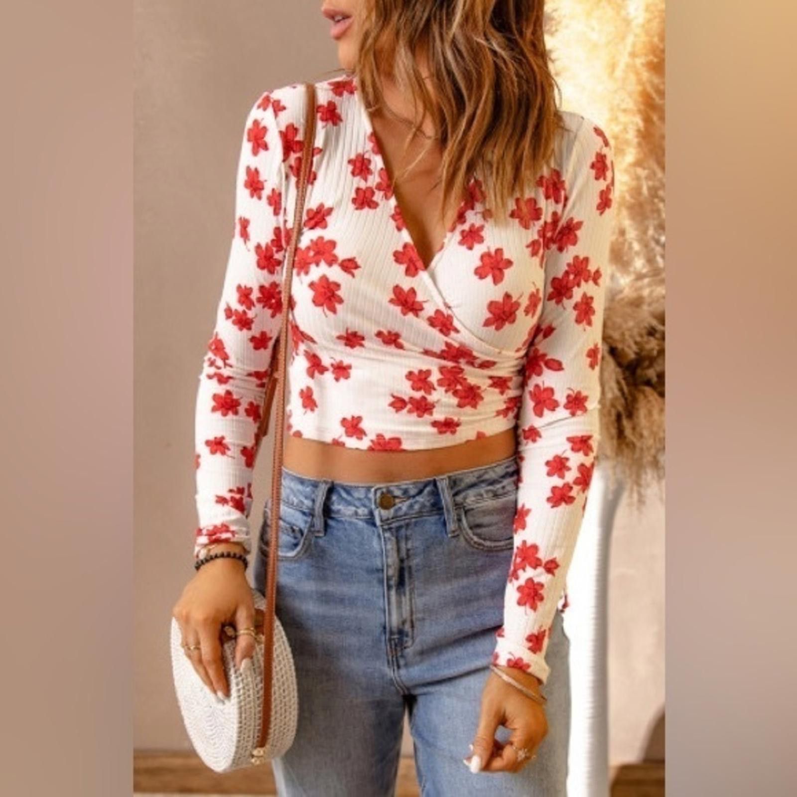 Designer Cherry Blossom Crop Top Shirt NWT Size M / US 6-8 / IT 42-44 - 3 Thumbnail
