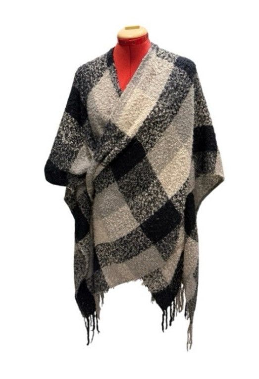 Other Cozy Plaid Fringe Poncho / Wrap / Shawl Black, Gray & Cream Size ONE SIZE - 2 Thumbnail