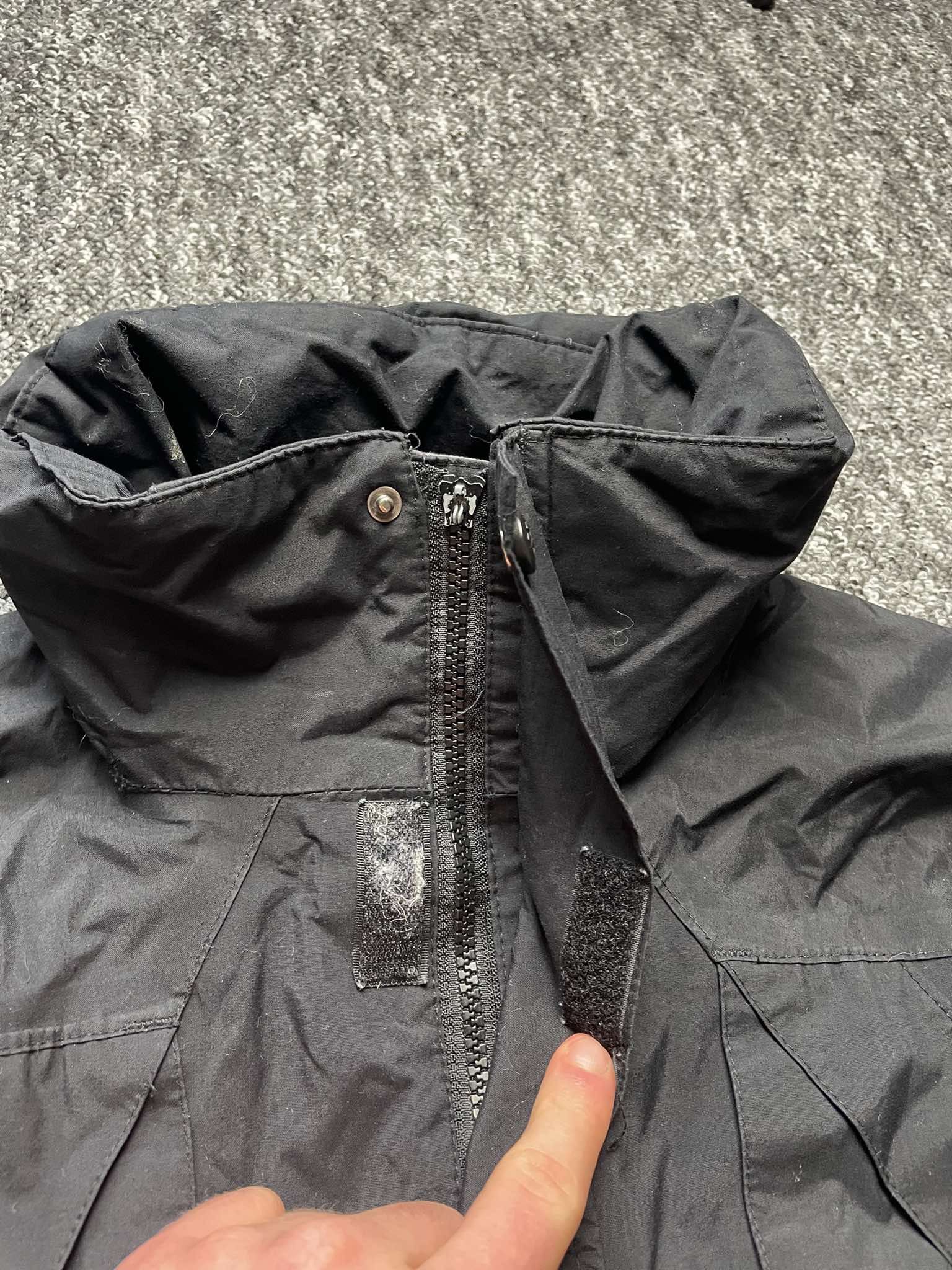 Helly Hansen × Vintage Light jacket raincoat Helly Hansen Tech Logo Classic basic Size US L / EU 52-54 / 3 - 5 Thumbnail