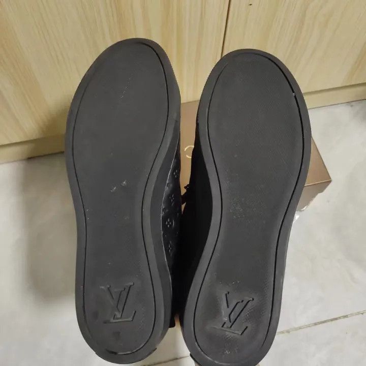 Louis Vuitton Louis Vuitton Rivoli Leather High-Top Sneakers -2508 Size US 5 / EU 37 - 4 Thumbnail