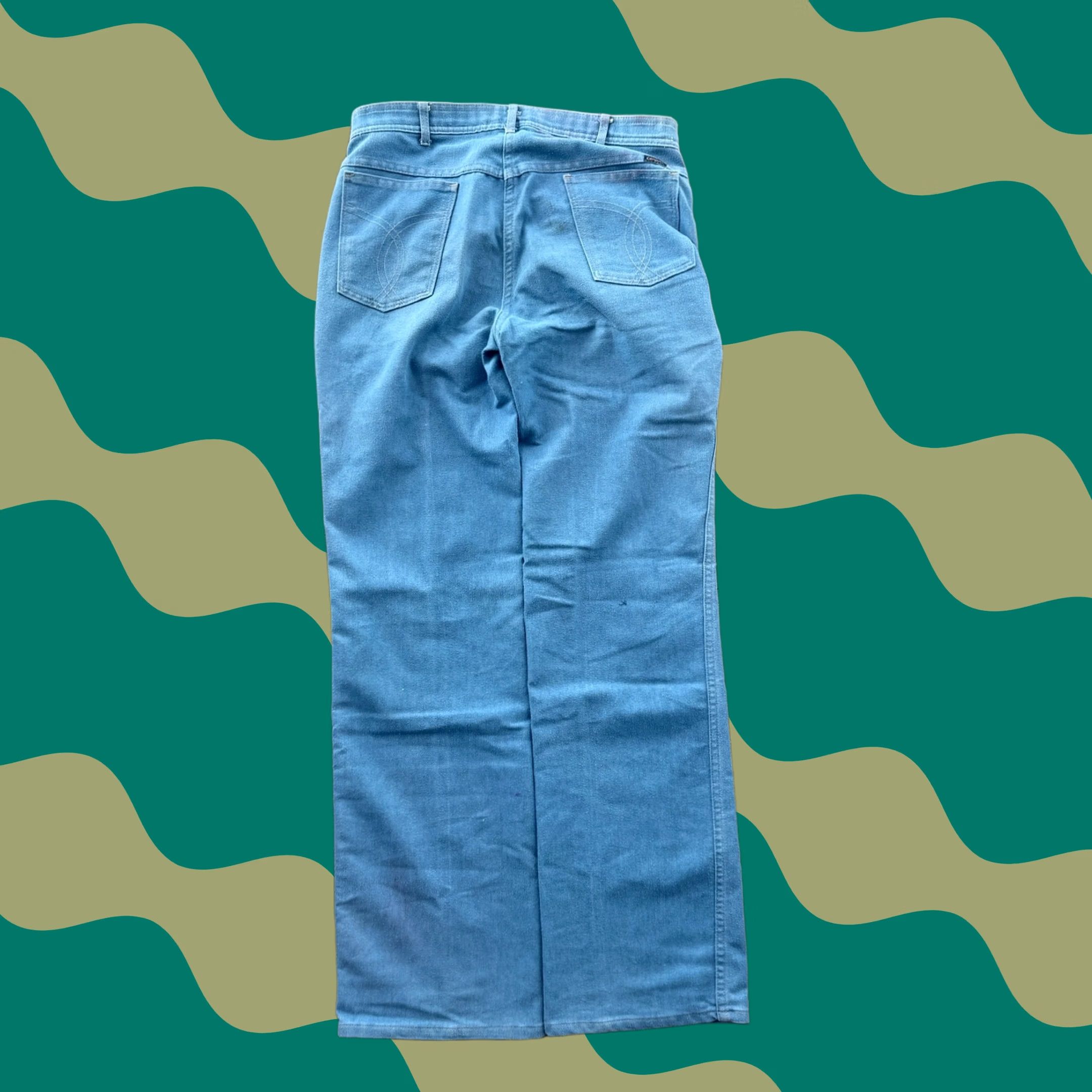 Vintage VINTAGE Y2K Blue Painters Jeans 80's Wide Leg Flare Women's 32 Jeans Women 32 Blue Vintage Y2K Wide Leg Flare Size 24" / US 00 / IT 34 - 1 Thumbnail