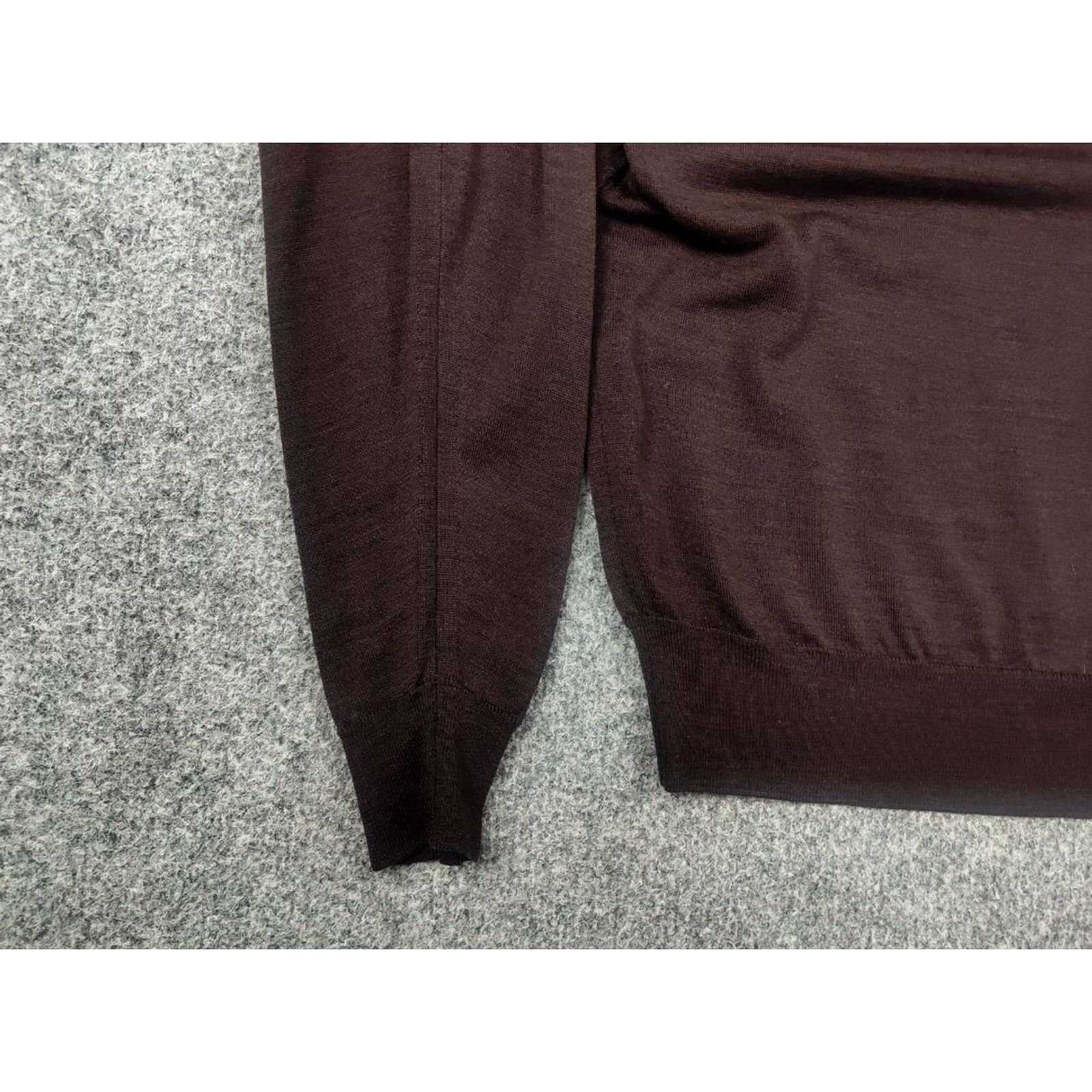 John Smedley John Smedley England Design Wool Sweater Shirt Pullover Long Sleeve V-Neck Brown Mens L Capstone Casual Winter - Size US L / EU 52-54 / 3 - 5 Thumbnail