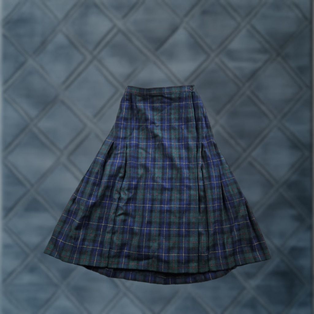 Pendleton VINTAGE Pendleton Skirt Womens 24 Blue Green Plaid Pleated Midi Wool Made USA 70s Womens Size 42" / US 20 - 1 Thumbnail