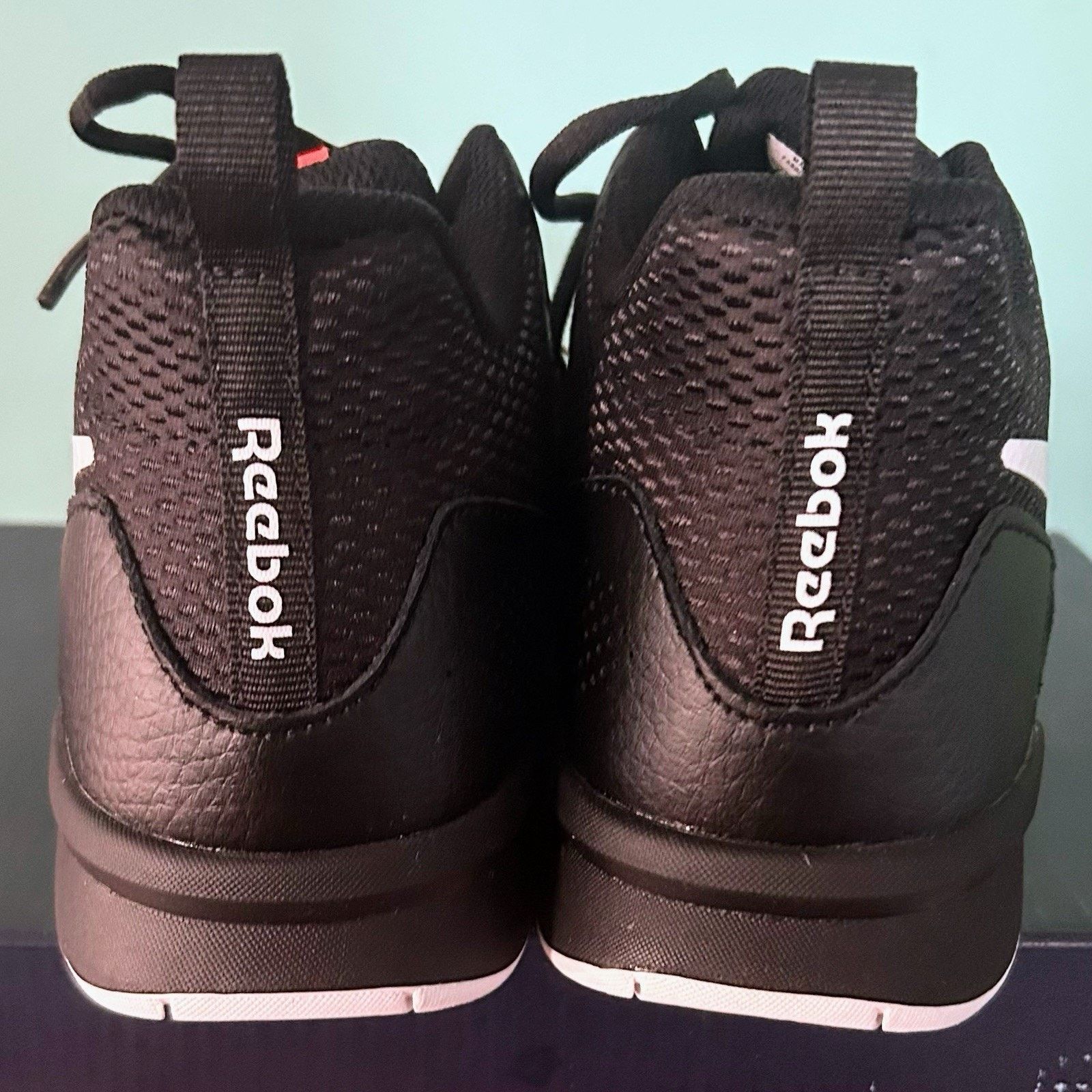 Reebok Reebok More Buckets Basketball Sneakers Shoes Youth 7 Mens 7 Size US 7 / EU 40 - 9 Thumbnail