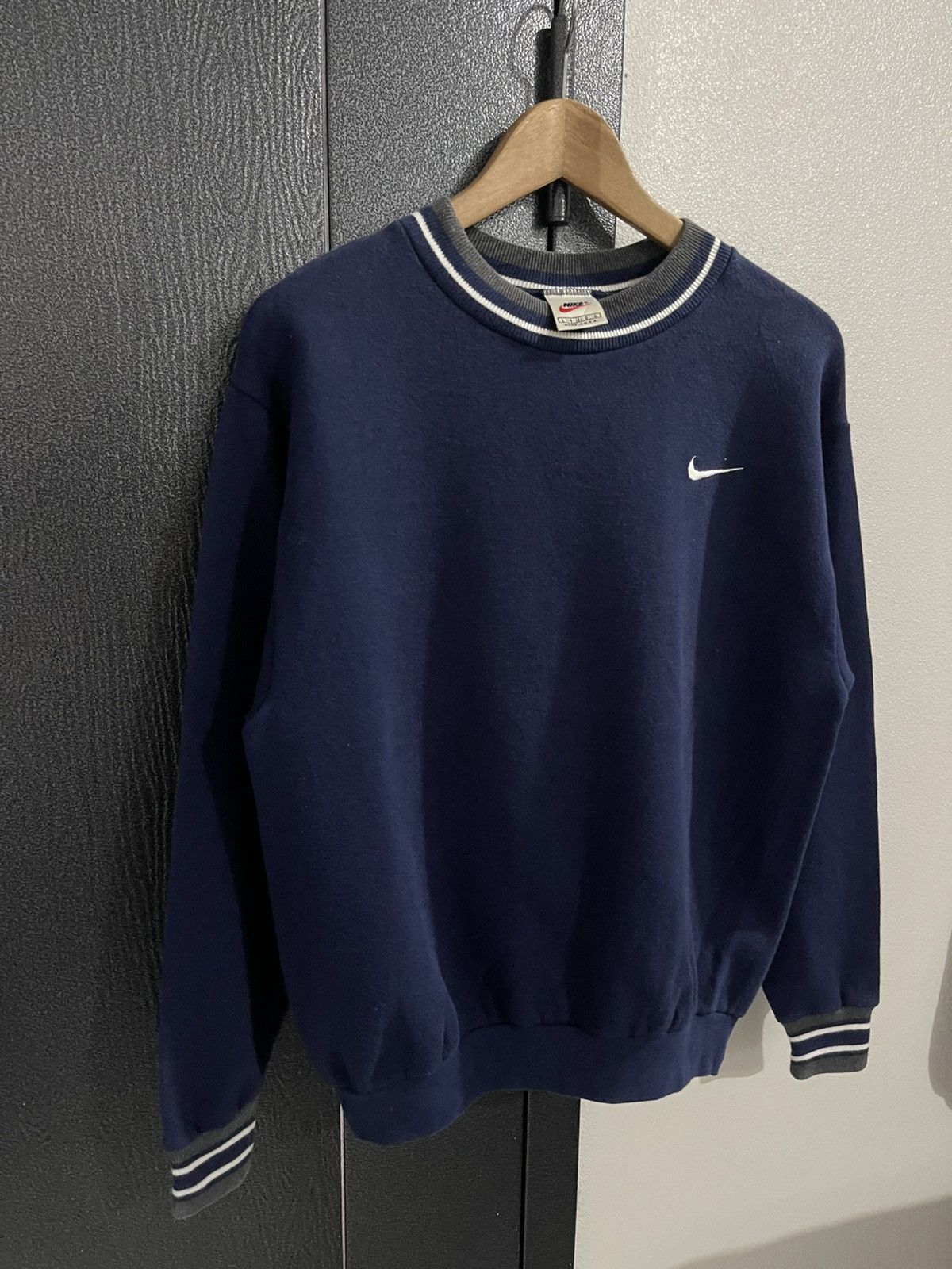 Nike Vintage Nike Crewneck Made Usa Sweatshirt Size US L / EU 52-54 / 3 - 3 Thumbnail