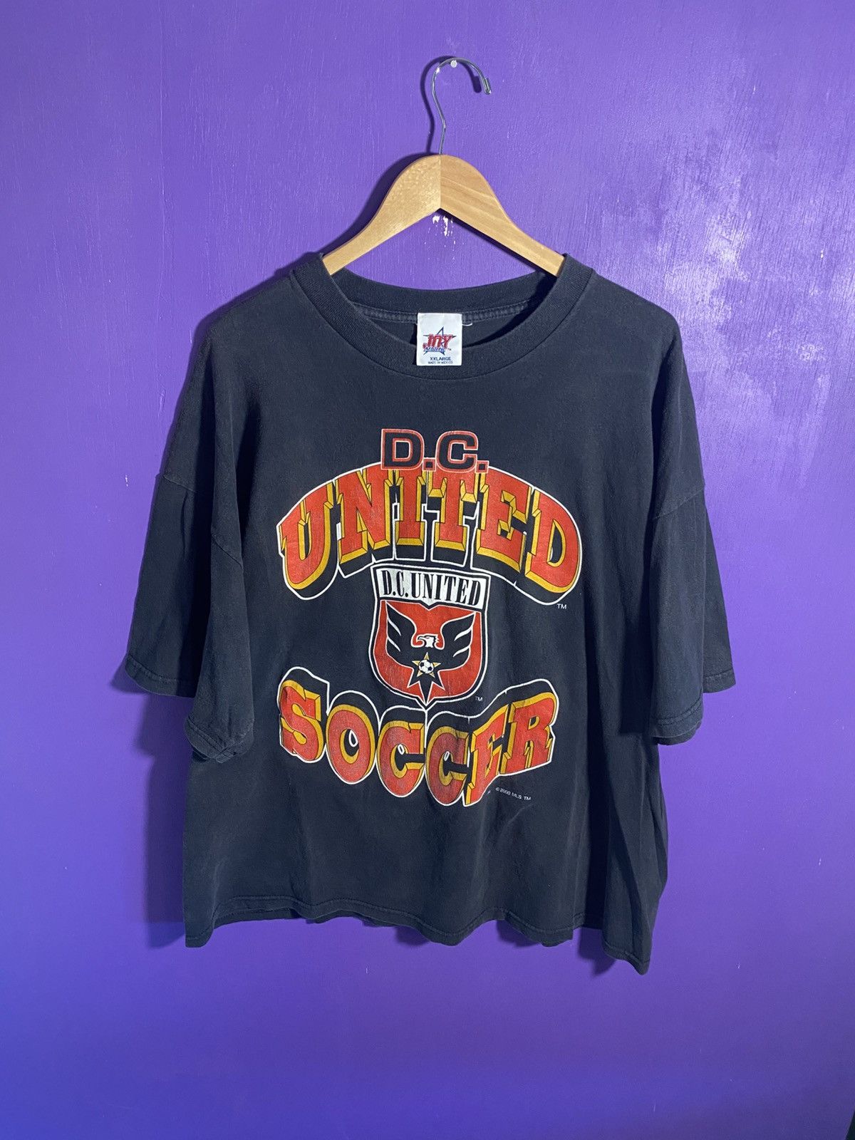 Vintage Vintage 2000 DC United soccer faded t-shirt Size US XXL / EU 58 / 5 - 1 Thumbnail