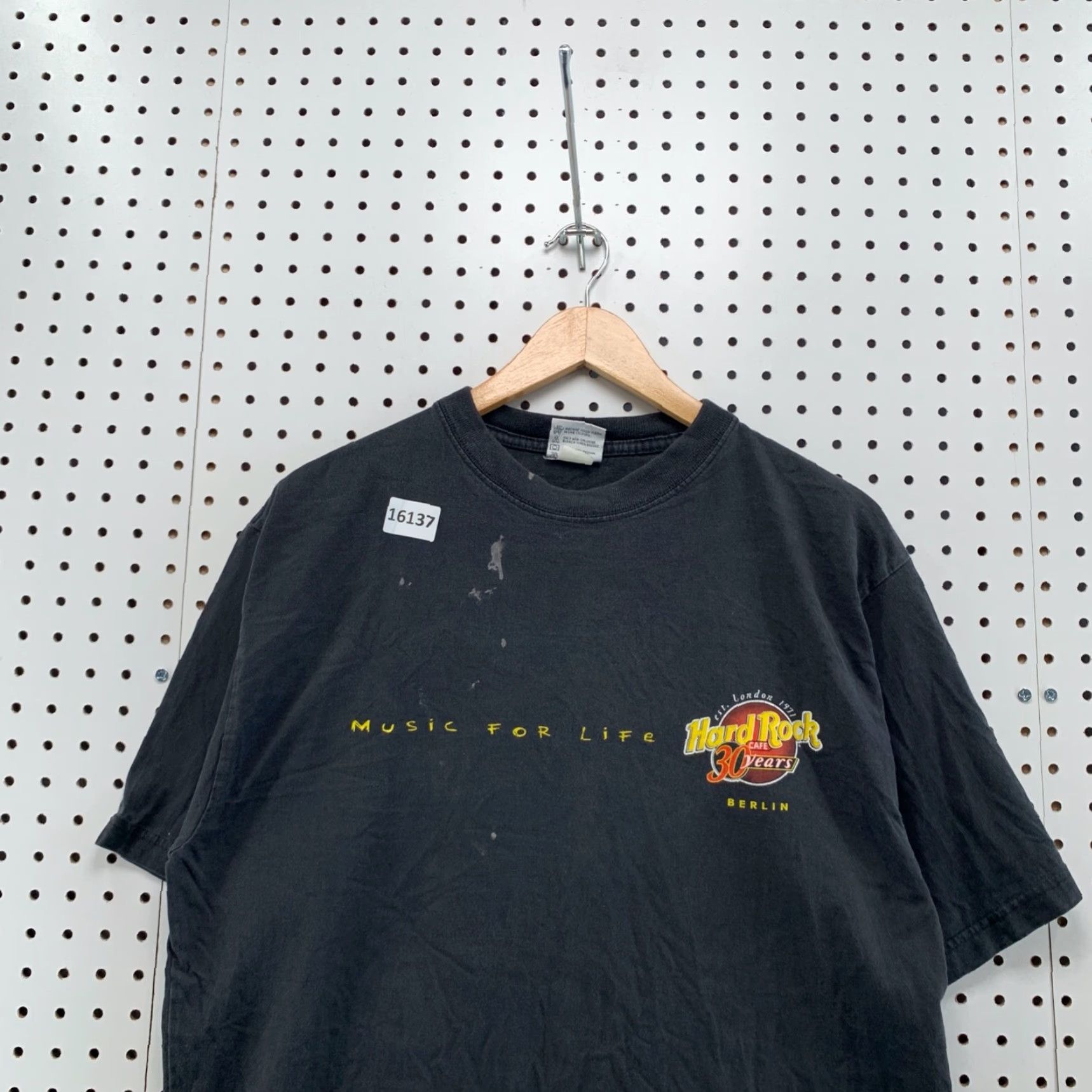 Hard Rock Cafe VINTAGE Hard Rock Cafe Berlin T-Shirt Adult Large Black Short Sleeve World Tour Unisex Size US L / EU 52-54 / 3 - 3 Thumbnail