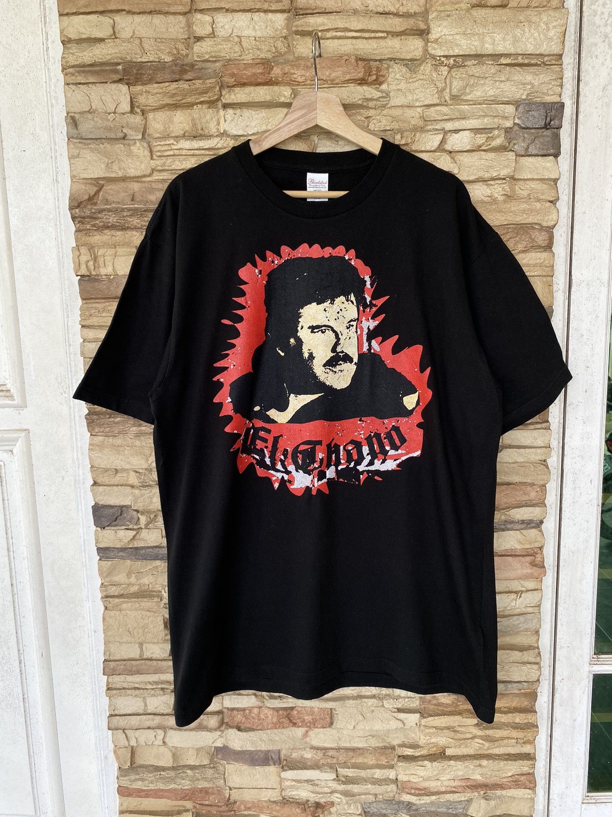 Vintage Vintage Drug Lord El Chapo Joaquin Guzman Tshirt Size US XXL / EU 58 / 5 - 1 Thumbnail