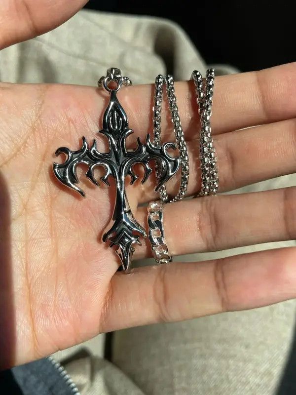 Jewelry Vintage Flame Cross Pendant Necklace Long Chain Punk Gothic Size ONE SIZE - 3 Thumbnail