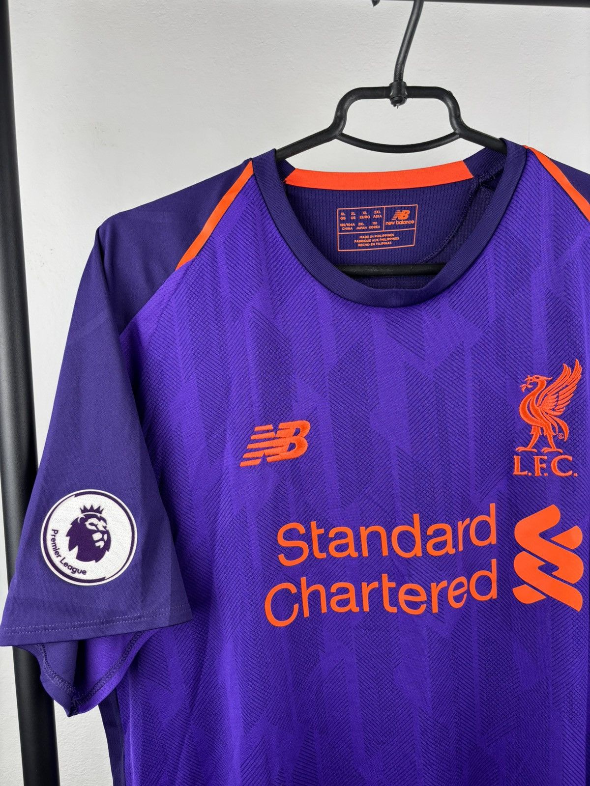 New Balance New Balance x Liverpool 2018 soccer jersey size XL Size US XL / EU 56 / 4 - 3 Thumbnail
