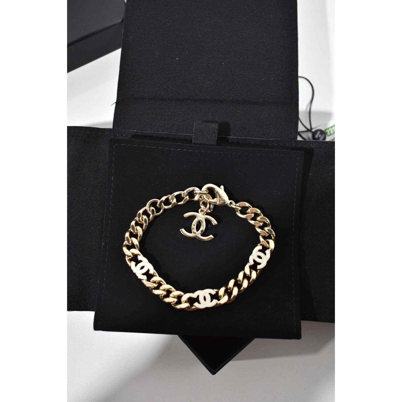 Chanel Chanel 22S Gold Chain Link Adjustable Runway Arm Bracelet Size ONE SIZE - 6 Thumbnail