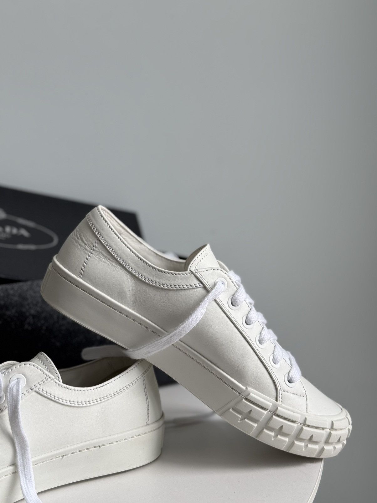 Prada Prada Cassetta Triangle Logo Low Top Sneakers White Leather Size US 11 / IT 41 - 8 Thumbnail
