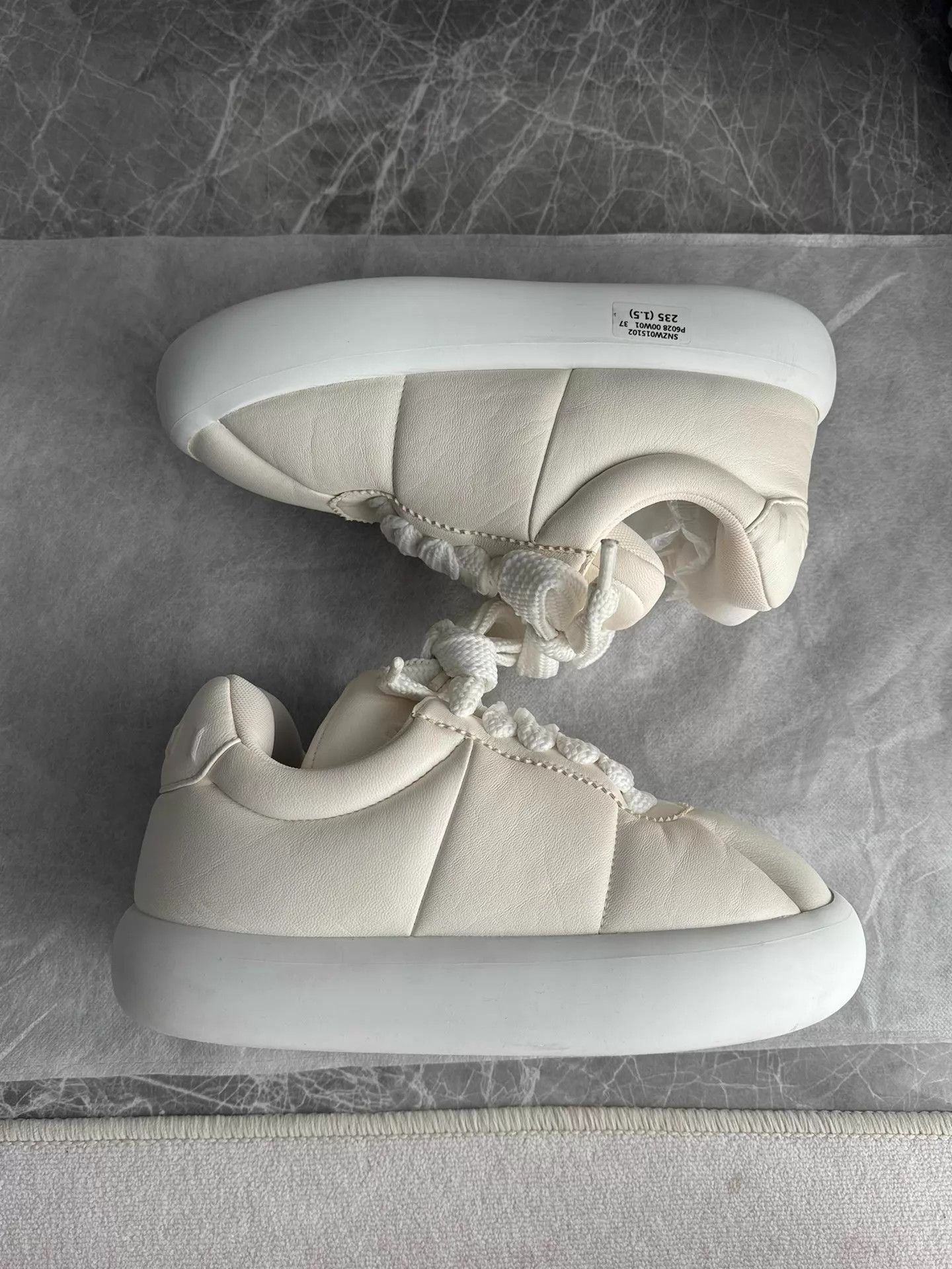 Marni Marni Bigfoot Bread Puffy White 37 Size US 6.5 / IT 36.5 - 5 Thumbnail