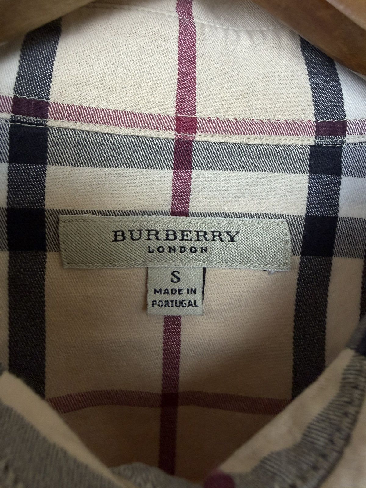 Burberry Burberry Brit slim fit nova check shirt button down women Size S / US 4 / IT 40 - 12 Thumbnail