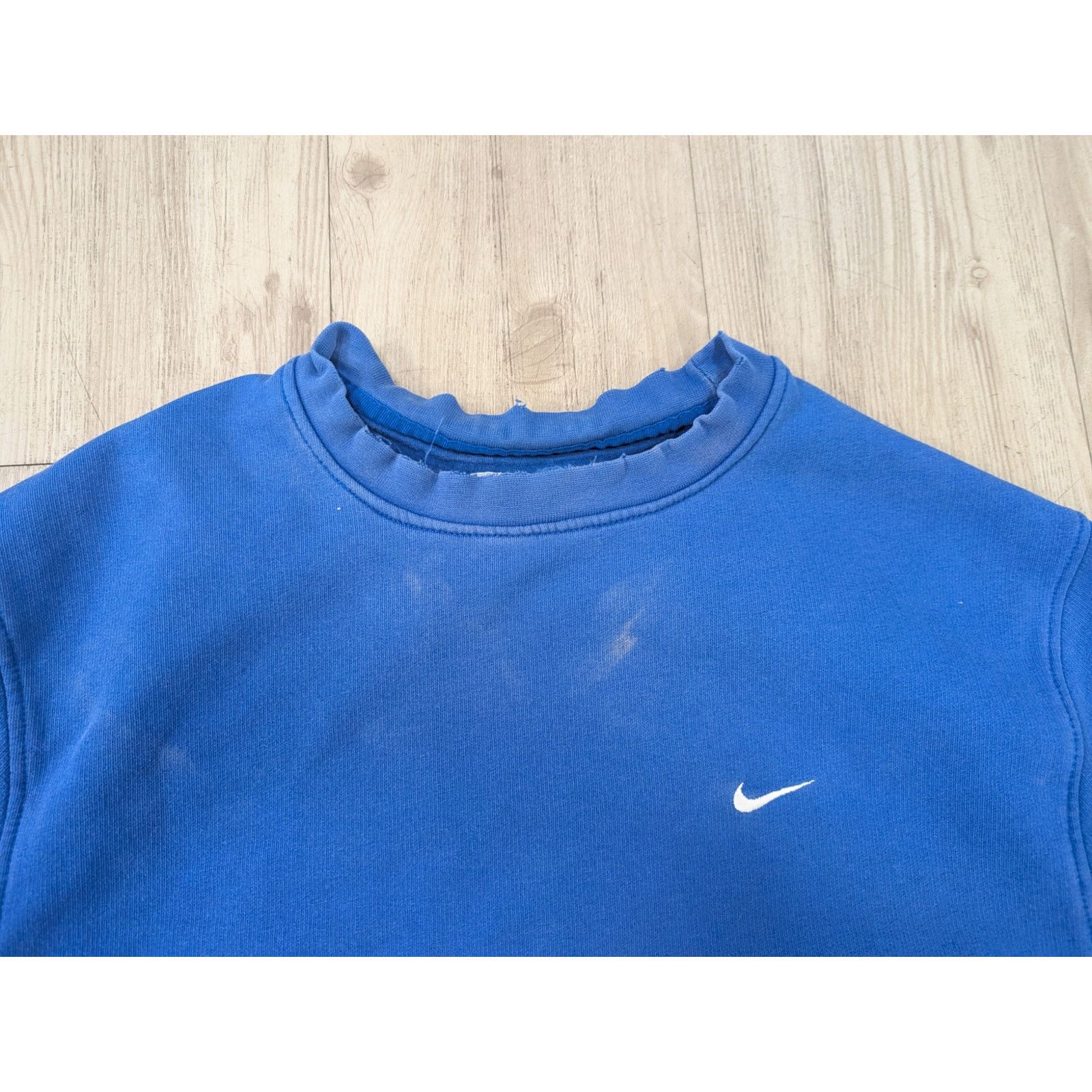 Nike Nike Mens Medium Y2K Blue Distressed Crewneck Size Medium. Size US M / EU 48-50 / 2 - 4 Thumbnail