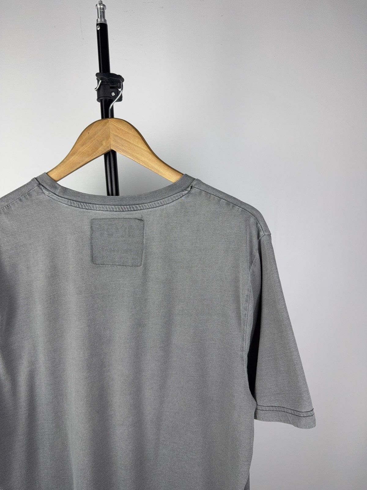 AC/DC 2019 AC/DC Highway to Hell Vintage Wash Tee by Pull&Bear Size US L / EU 52-54 / 3 - 7 Thumbnail