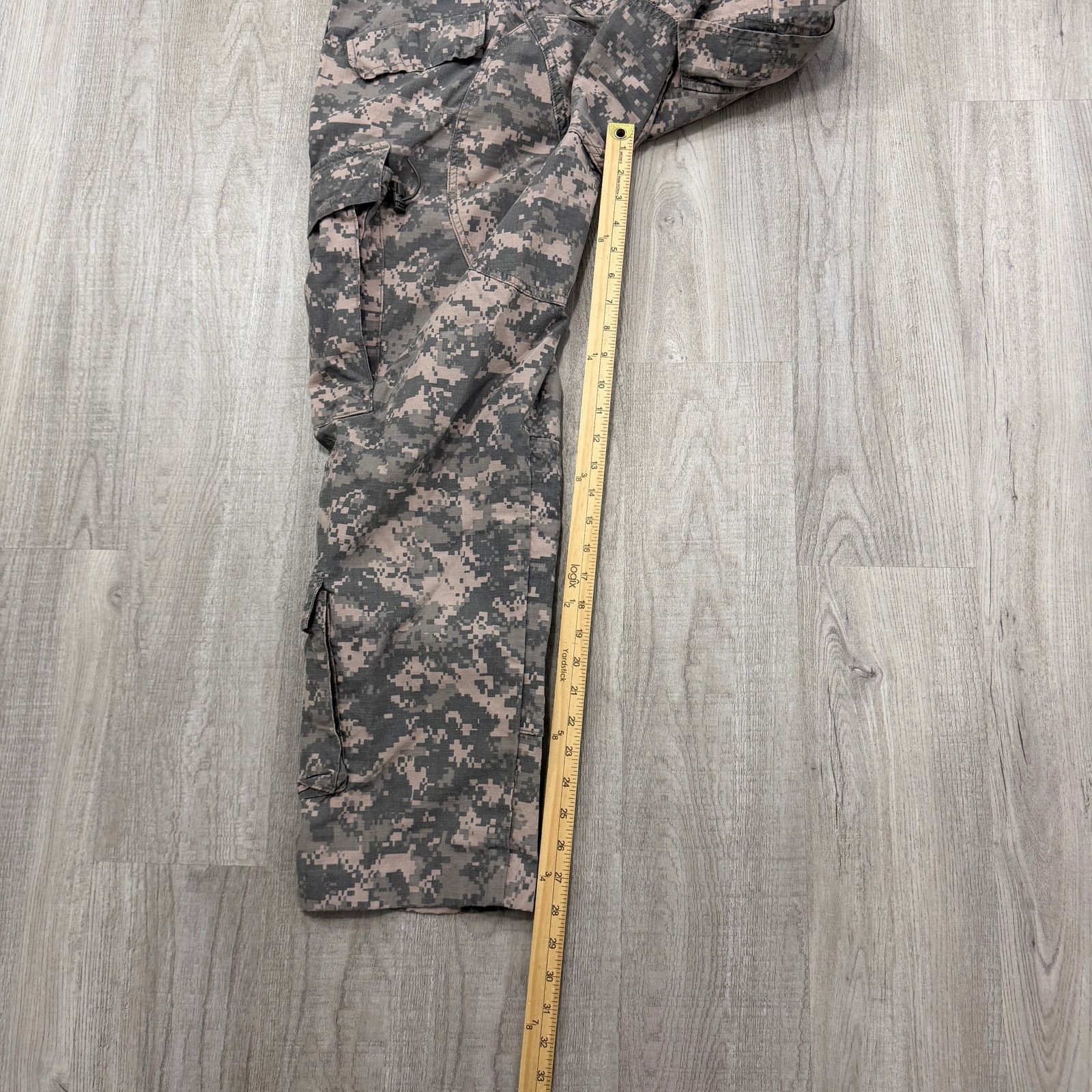Vintage Vintage Military Pants Men's 28x28 Army Combat Uniform ACU Size US 28 / EU 44 - 7 Thumbnail