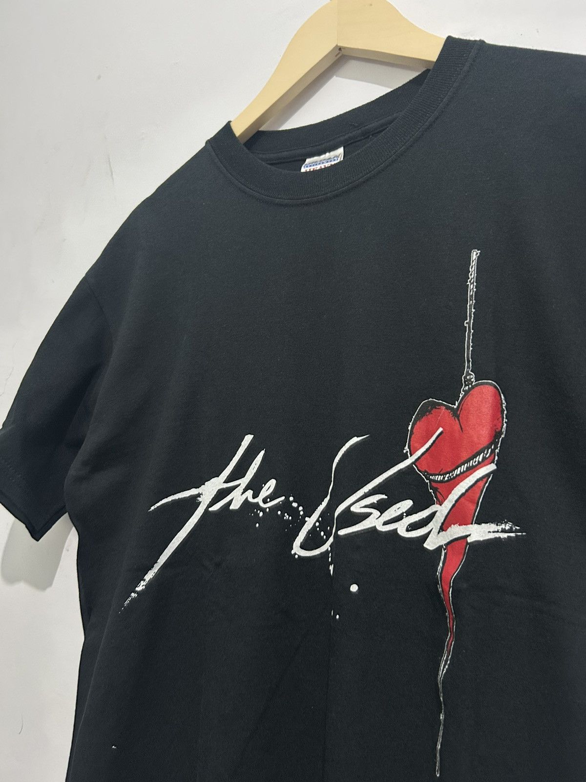 Band Tees × Gildan × Vintage The Used In Love and Death Tee ( 2004 ) Size US M / EU 48-50 / 2 - 3 Thumbnail