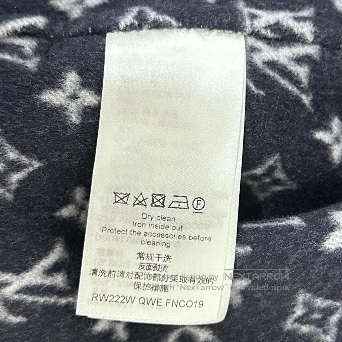 Louis Vuitton louis vuitton navy monogram bathrobe coat. Size S / US 4 / IT 40 - 8 Thumbnail