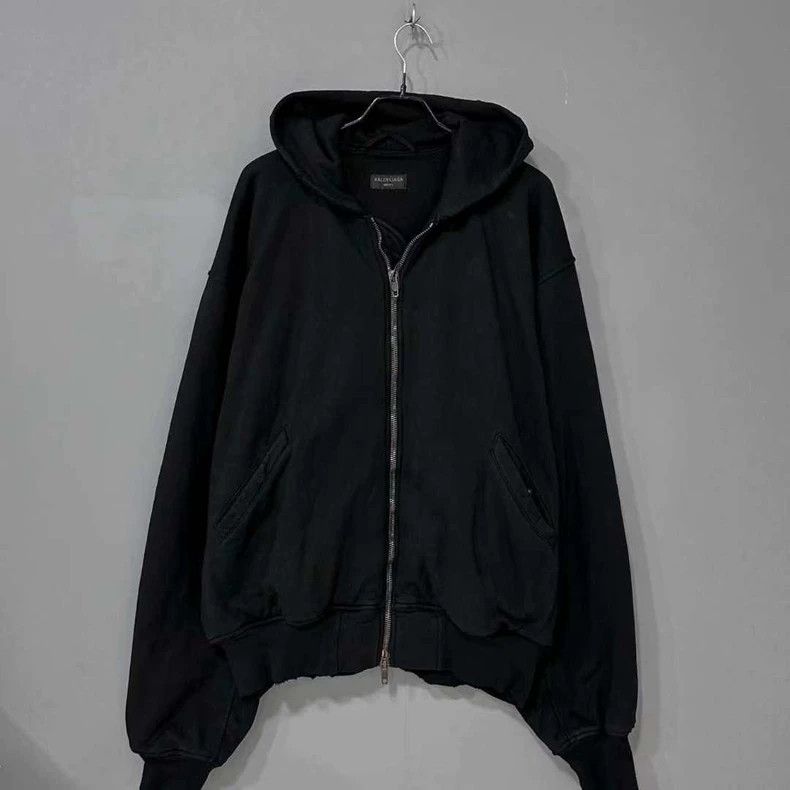 Balenciaga Balenciaga 24FW Reversed Letter Zip Hoodie - dmc Size US S / EU 44-46 / 1 - 1 Thumbnail