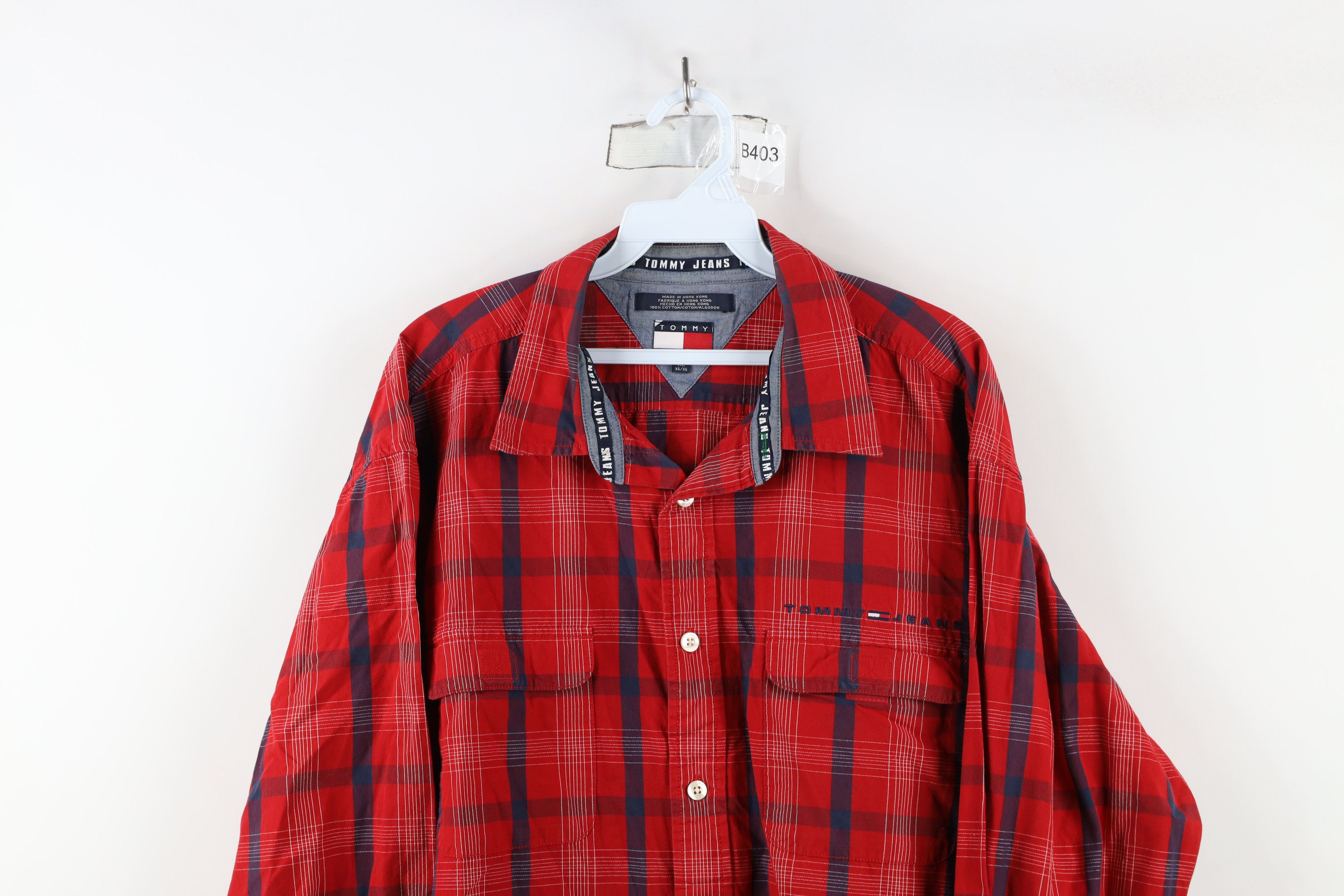 Tommy Hilfiger × Vintage Vintage 90s Tommy Hilfiger Spell Collared Board Button Shirt Size US XL / EU 56 / 4 - 2 Thumbnail