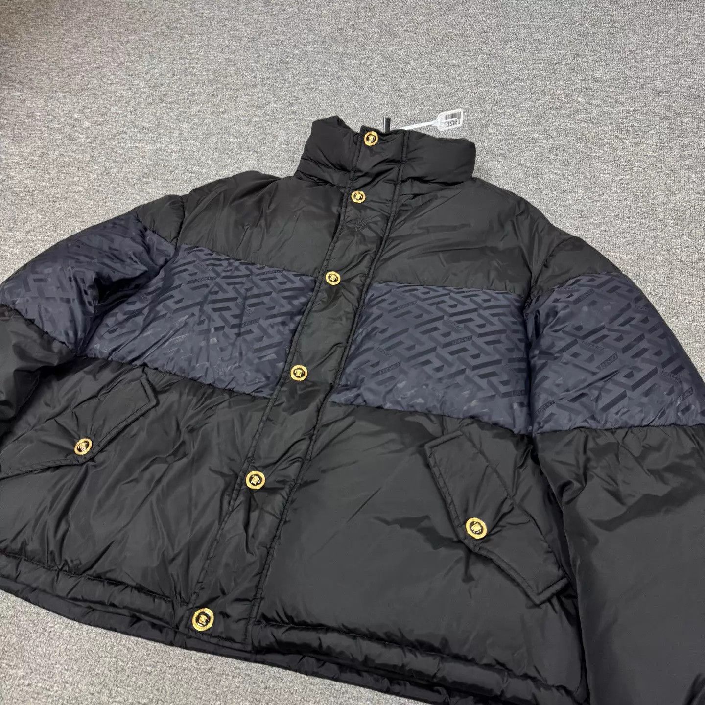 Versace Versace Black Greca Print Panelled Stand Collar Down Jacket Size US M / EU 48-50 / 2 - 4 Thumbnail