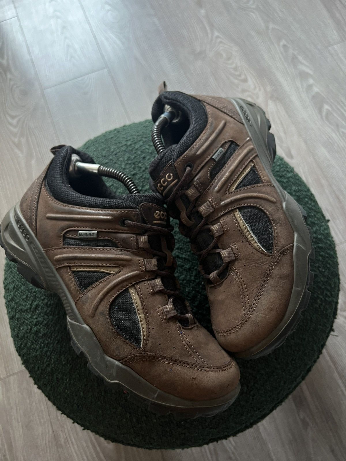 Ecco × Genuine Leather × Goretex ‼️Ecco Leather Gore-Tex R Line Oudoor Style Low Sneakers‼️ Size US 8.5 / EU 41-42 - 12 Thumbnail