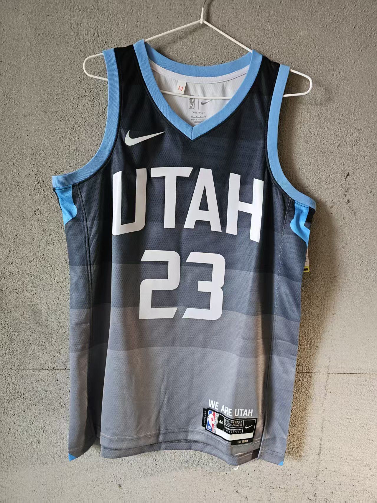 NBA Utah Jazz #23 Lauri Markkanen Jersey 2026 Size US M / EU 48-50 / 2 - 2 Thumbnail
