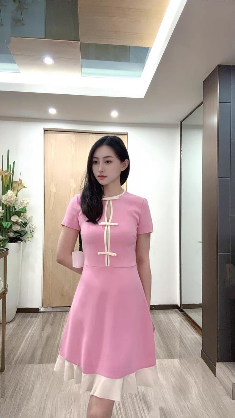 Valentino Valentino Pink bow dress Size XS / US 0-2 / IT 36-38 - 1 Thumbnail