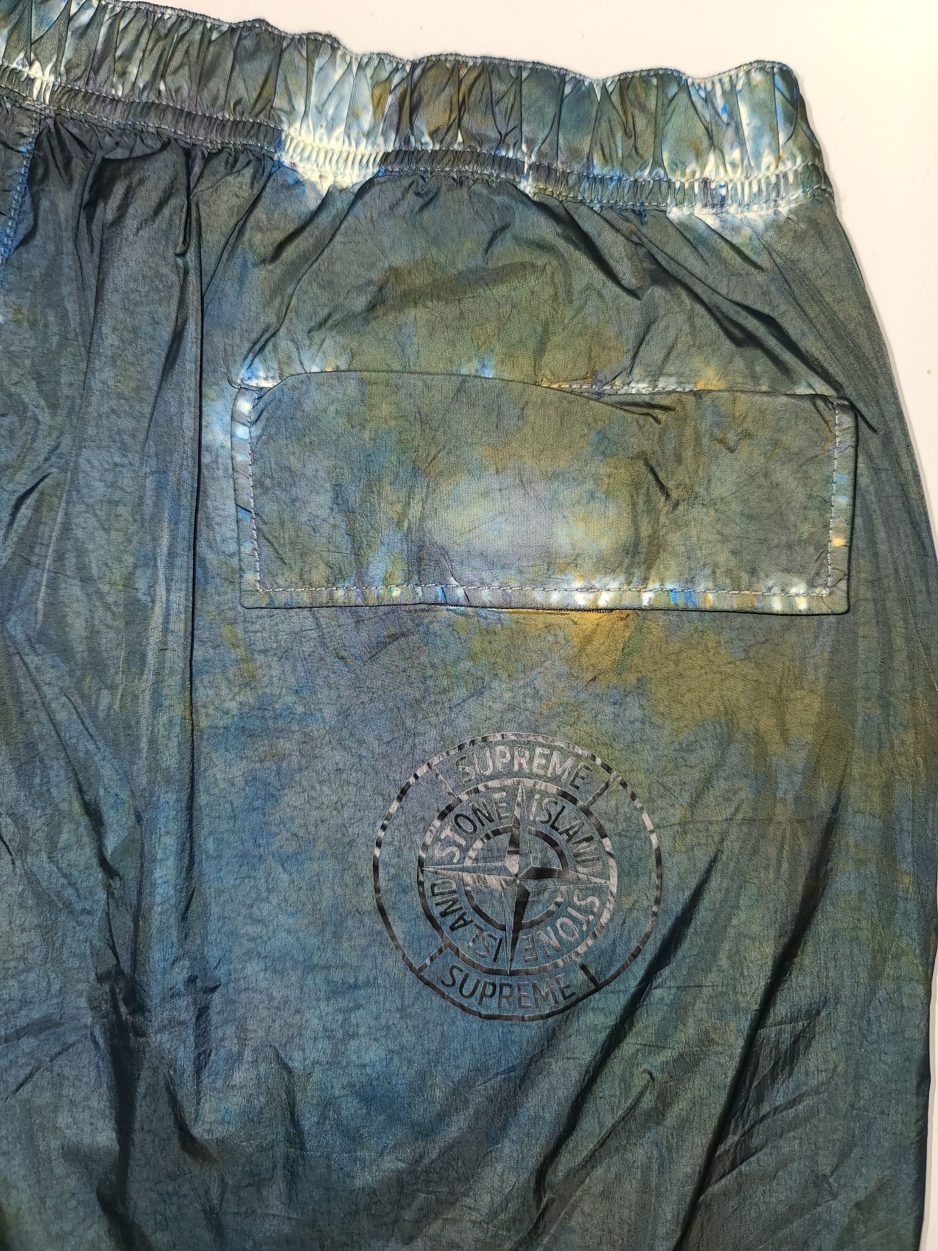 Stone Island × Supreme Painted Camo Nylon Pants Size US 32 / EU 48 - 9 Thumbnail