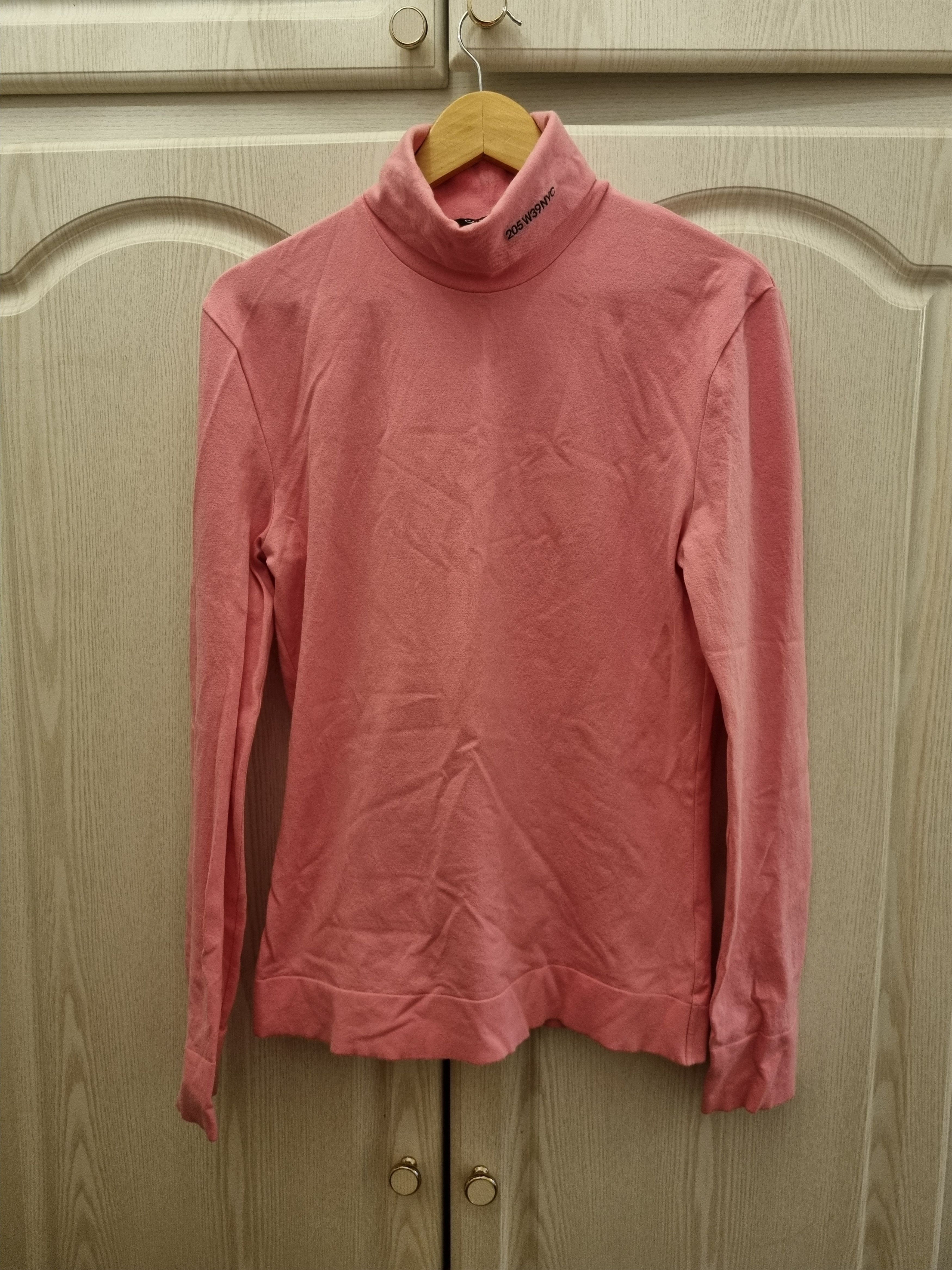 Calvin Klein 205W39NYC Calvin Klein 205 Pink roll neck Large Size US L / EU 52-54 / 3 - 1 Thumbnail