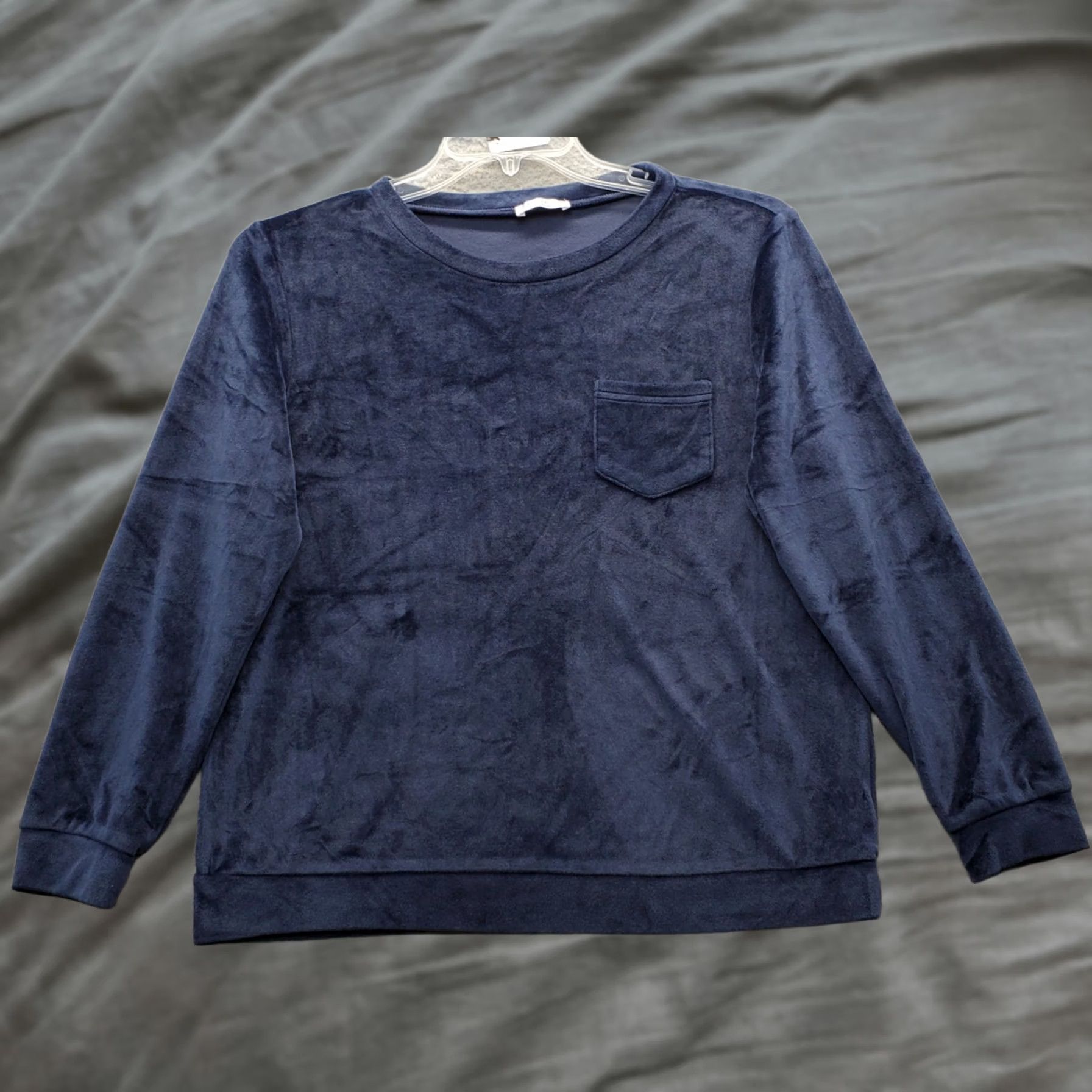 Velour Ekouaer Womens Top Velour Sleepwear Navy M Raglan Long Sleeve Chest Pockets Shirt Size M / US 6-8 / IT 42-44 - 1 Thumbnail