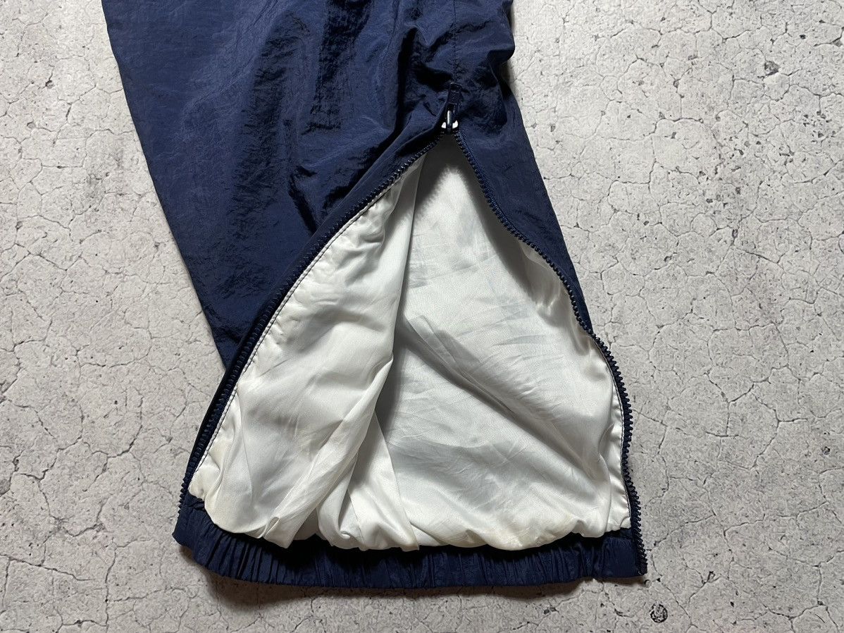 Nike Vintage 90s Nike Track Pants Nylon Drill Y2K Swoosh Size US 32 / EU 48 - 6 Thumbnail