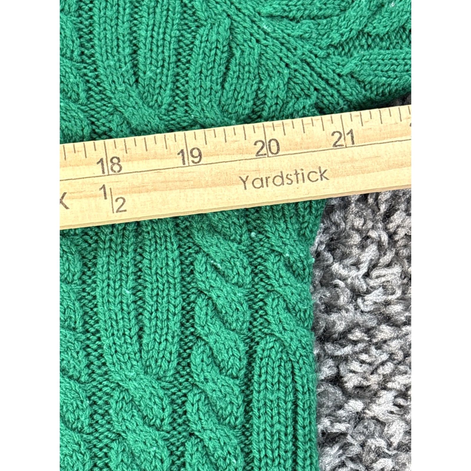 Vintage VINTAGE Karen Scott Cardigan Sweater Womens Medium Green 90s Chunky-Knit Button V-Neck Size M / US 6-8 / IT 42-44 - 3 Thumbnail