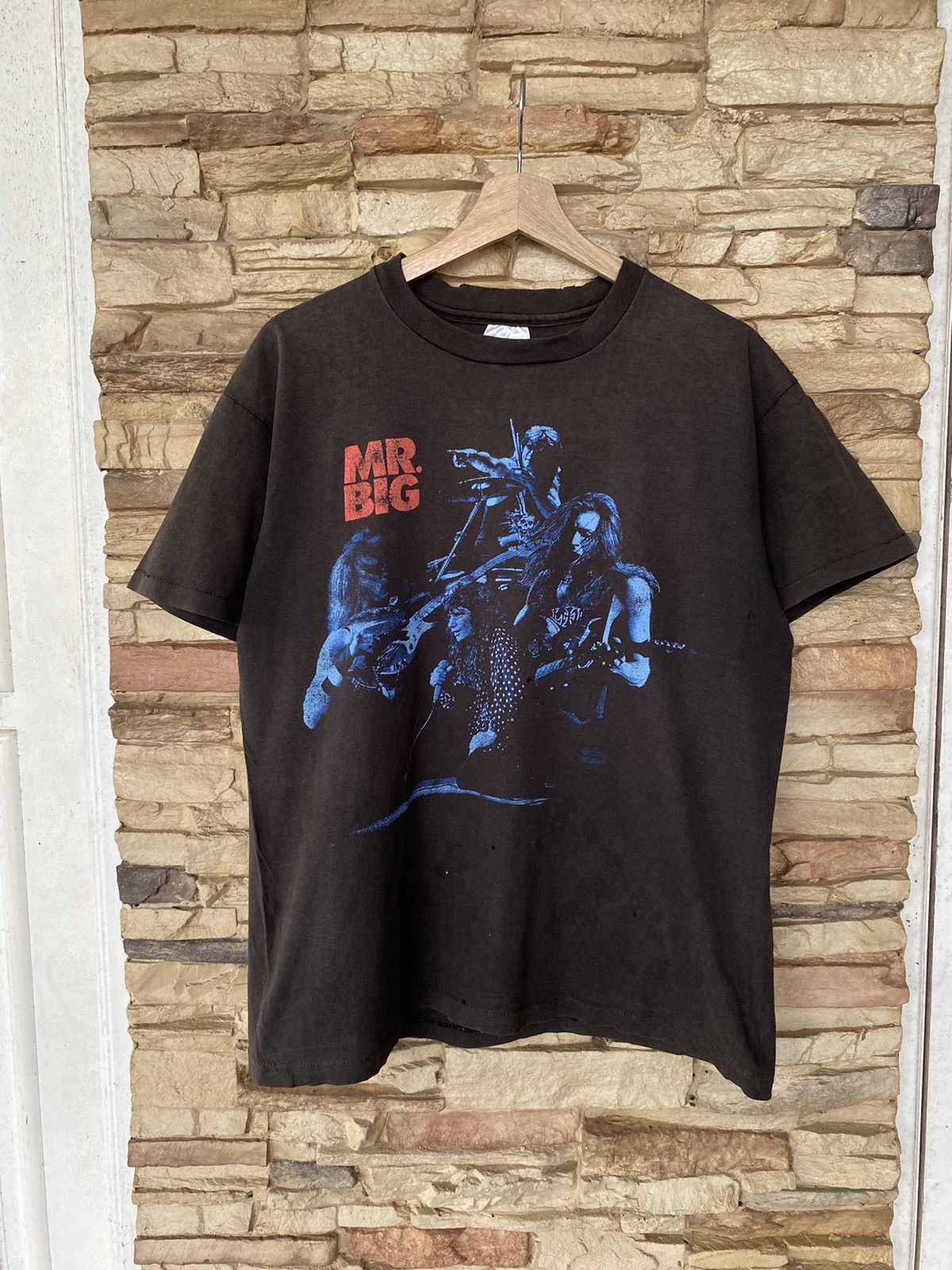 Vintage 1993 Mr. Big Japan Tour Band Tees Distressed Size US L / EU 52-54 / 3 - 1 Thumbnail