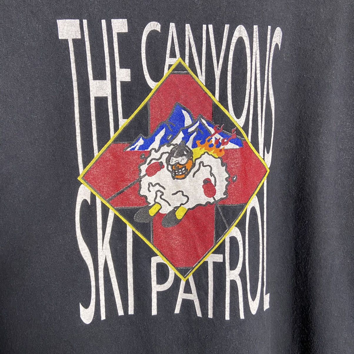 Vintage Vintage The Canyon Ski Patrol T-Shirt Size US XL / EU 56 / 4 - 3 Thumbnail