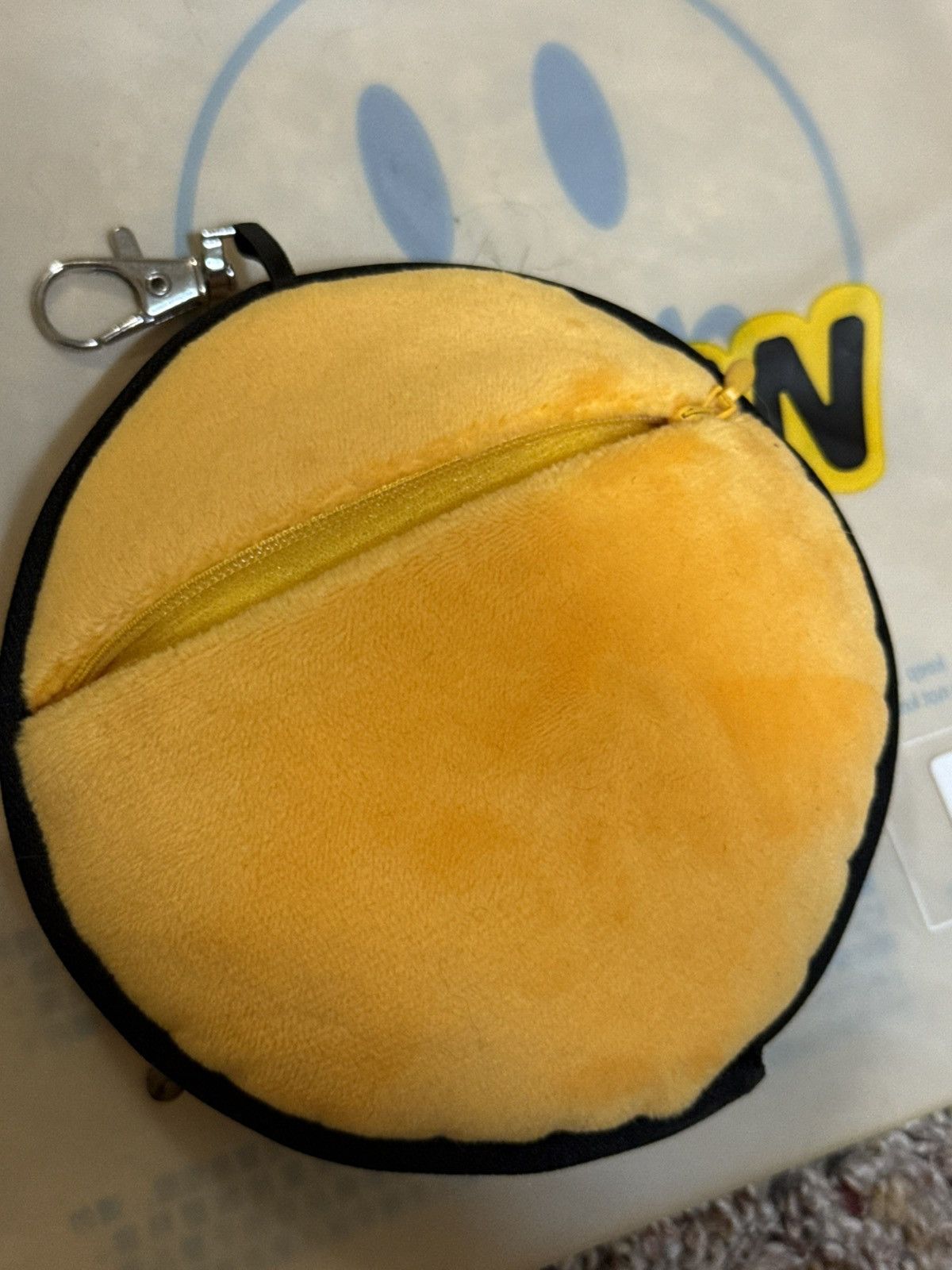 Drew House Drew House Smiley Logo Coin Purse Keychain Size ONE SIZE - 6 Thumbnail