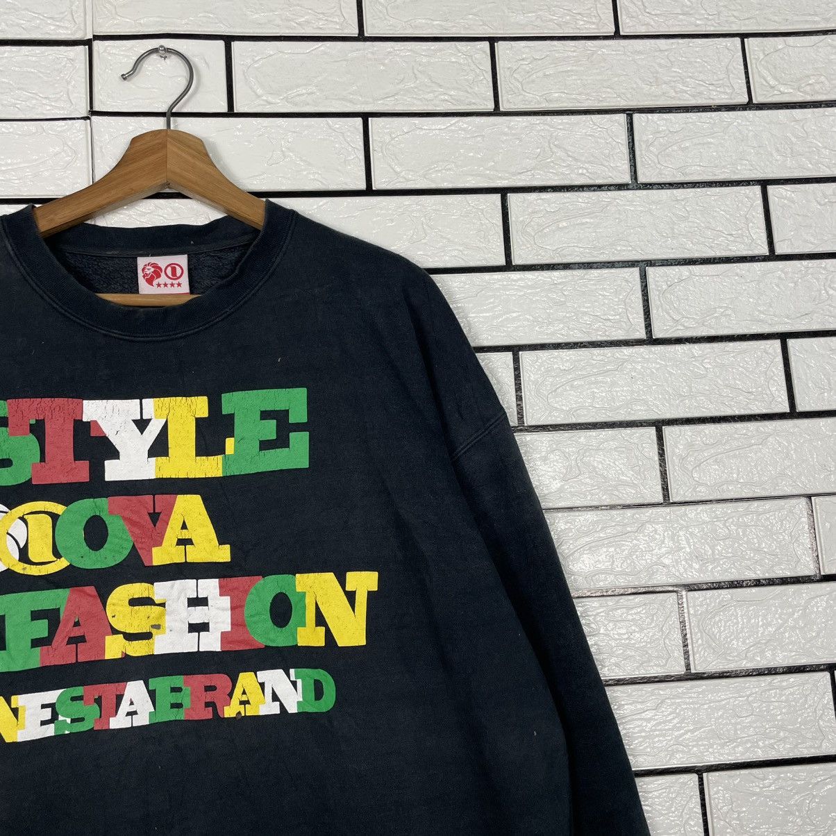 Japanese Brand Nesta Brand Black Crewneck Sweatshirt Size US L / EU 52-54 / 3 - 5 Thumbnail