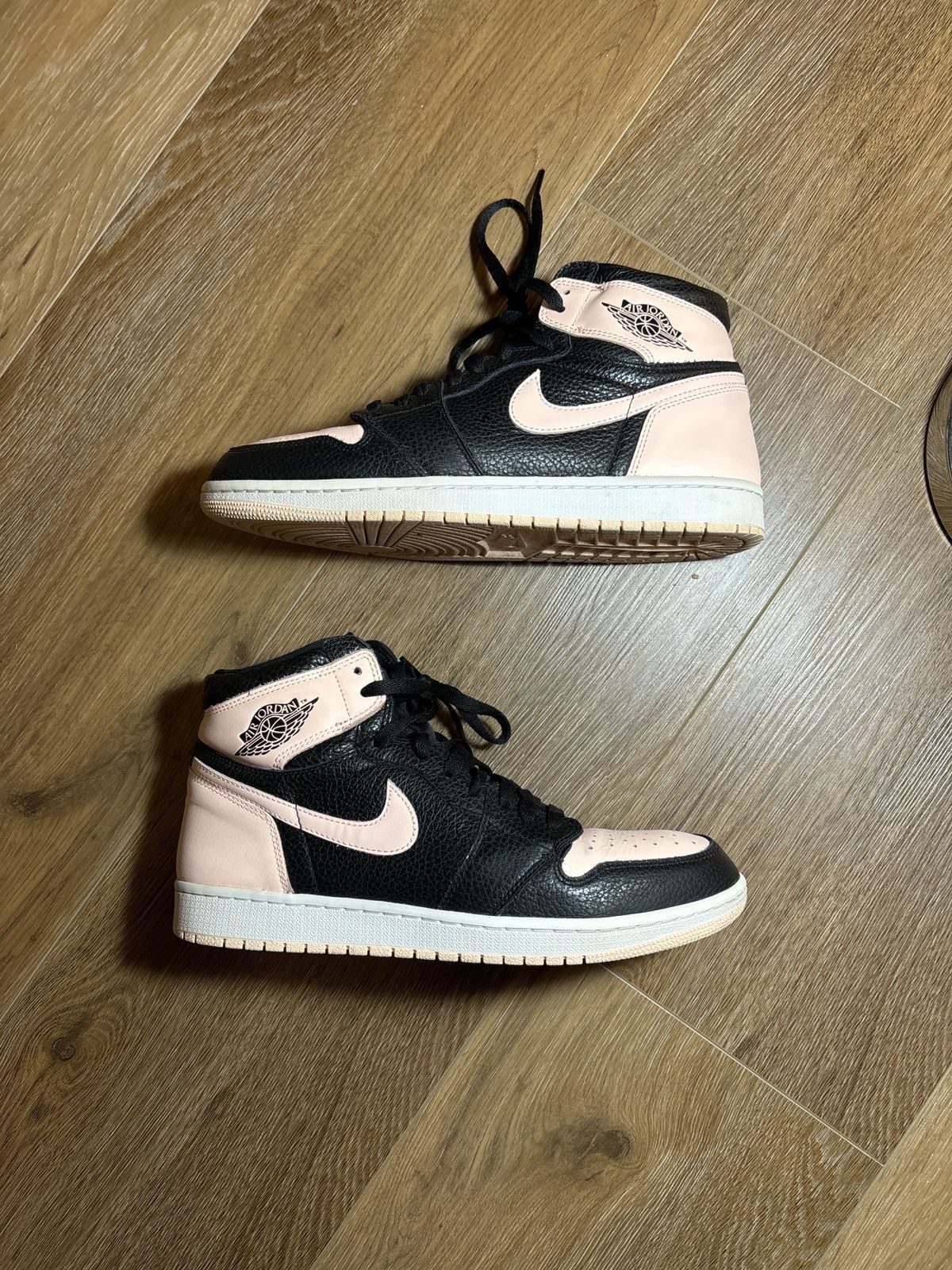 Jordan Brand × Nike Air Jordan 1 Retro High OG (Black/Crimson Tint-white) Size US 11 / EU 44 - 1 Thumbnail