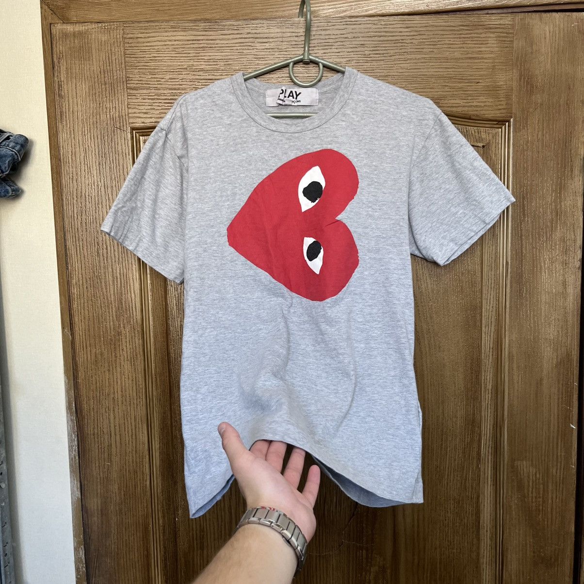 Comme des Garcons Comme Des Garcons Play CDG Big Logo T-Shirt Tee Size US M / EU 48-50 / 2 - 2 Thumbnail