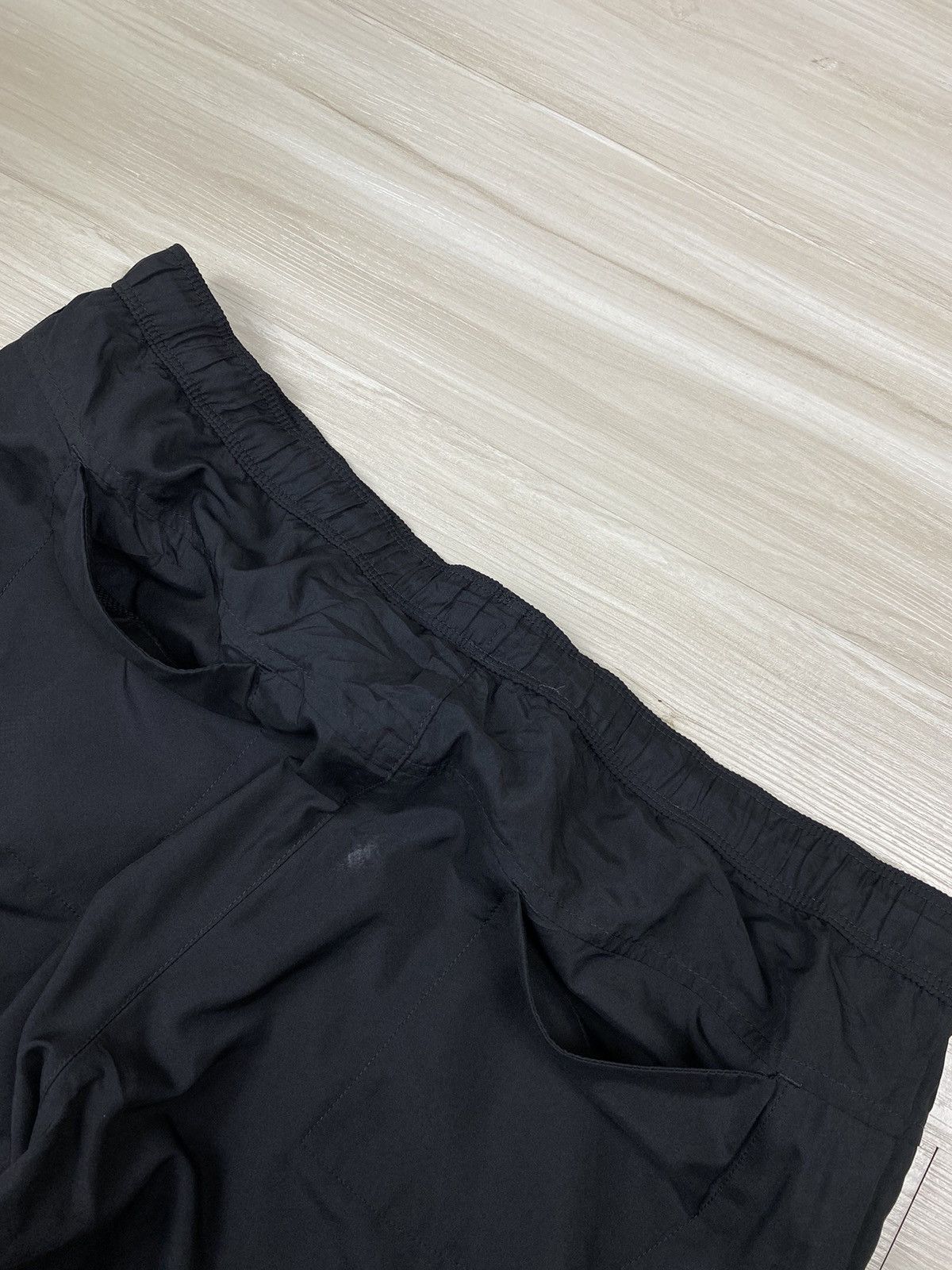 Nike × Vintage Nike Y2K swoosh Vintage Nylon Track Pants Drill Track Size US 34 / EU 50 - 10 Thumbnail