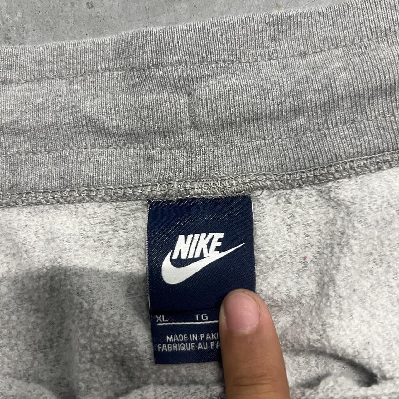 Nike Vintage Y2K/2000s Nike Baggy Grey Loungewear Essential Sweatpants! Size US 38 / EU 54 - 7 Thumbnail