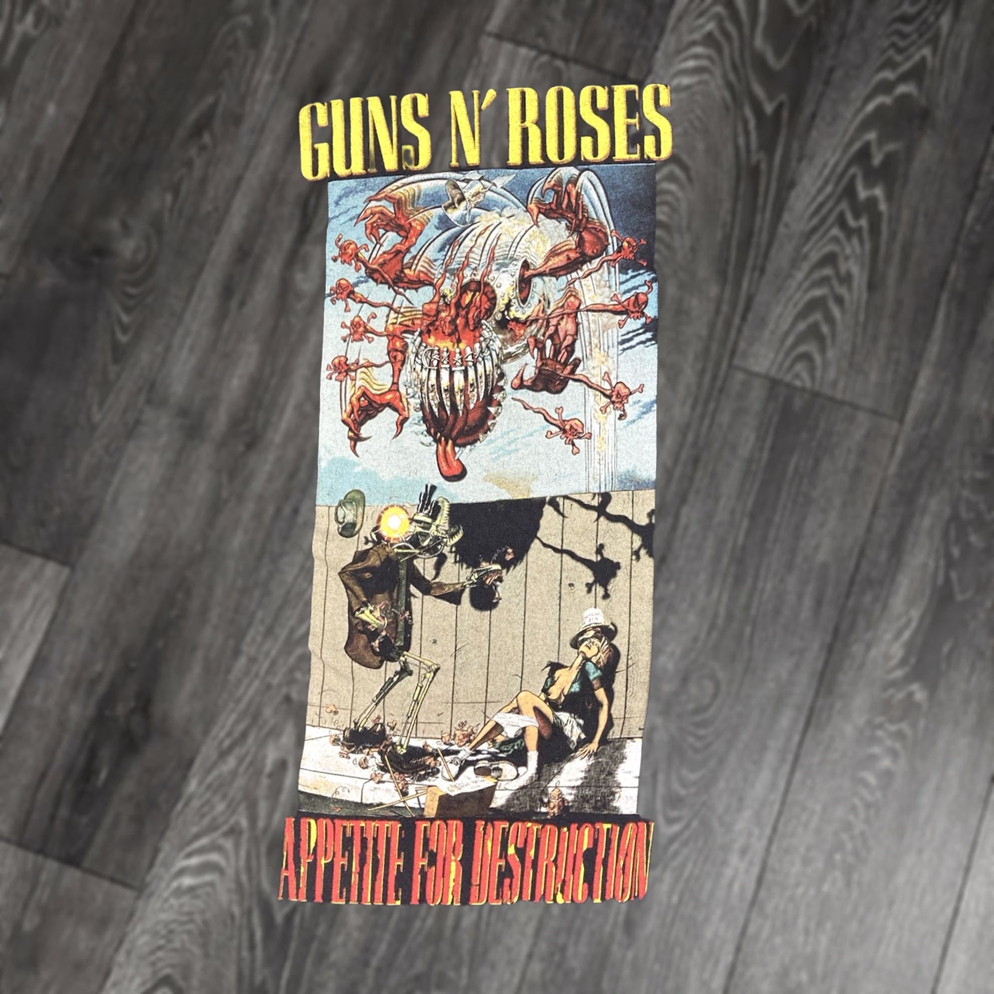 Vintage VINTAGE Guns N Roses Shirt Women Small Long Sleeve Size S / US 4 / IT 40 - 1 Thumbnail