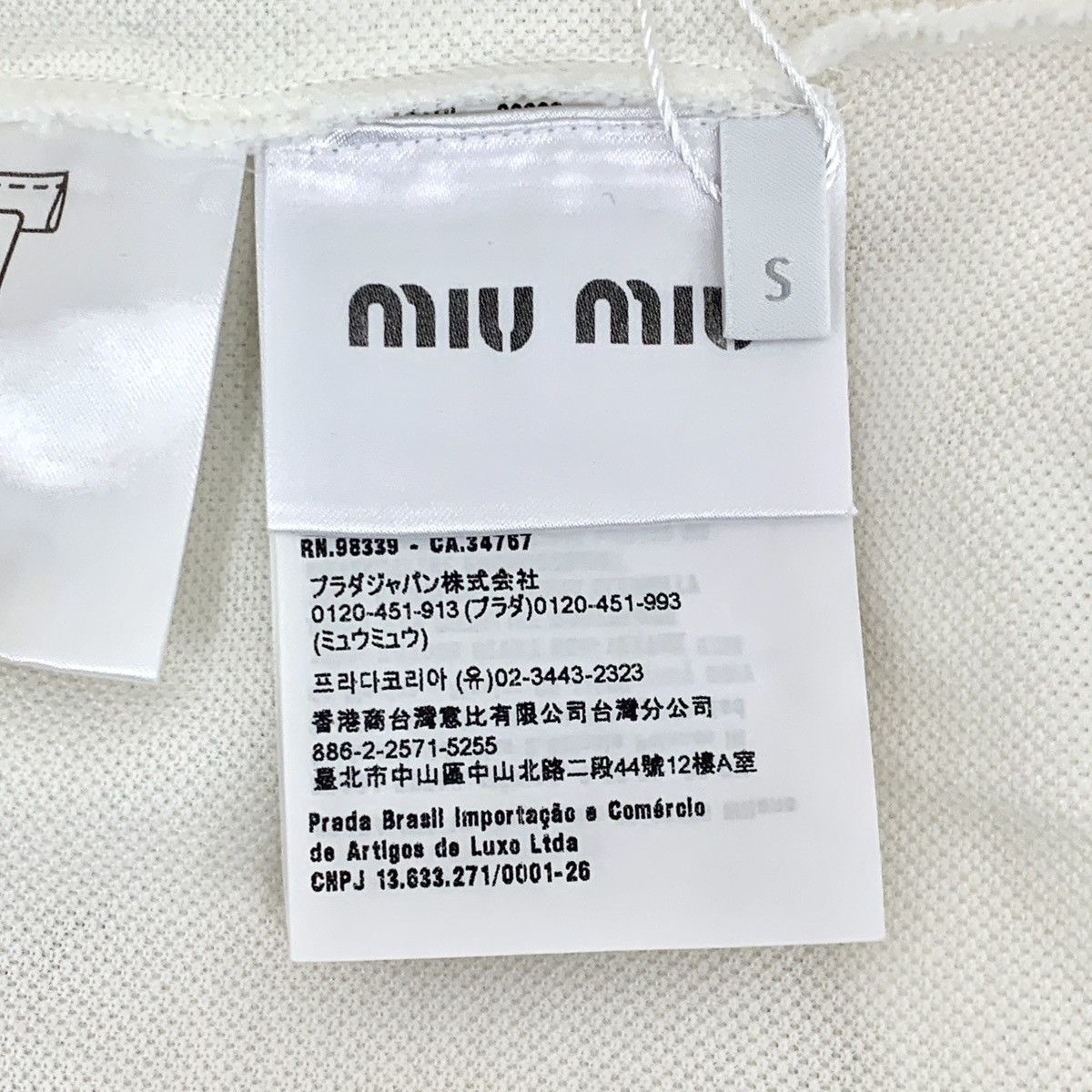 Miu Miu Miu Miu Embroidered Collared Short Sleeve Polo Shirt K26WX Size S / US 4 / IT 40 - 5 Thumbnail